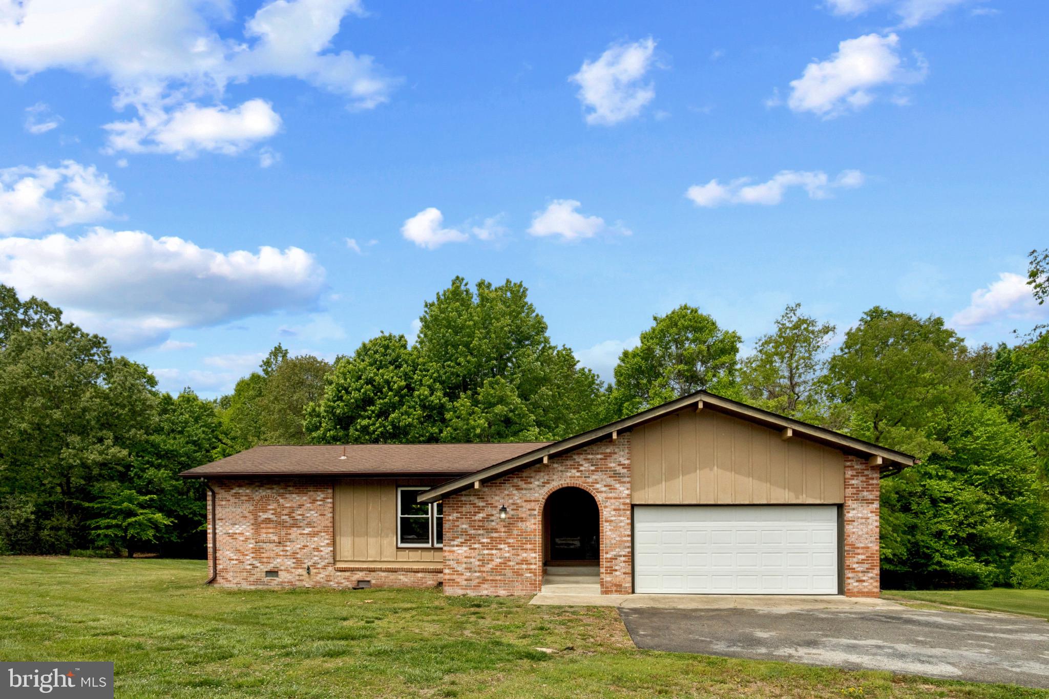 ELLENWOOD - Residential