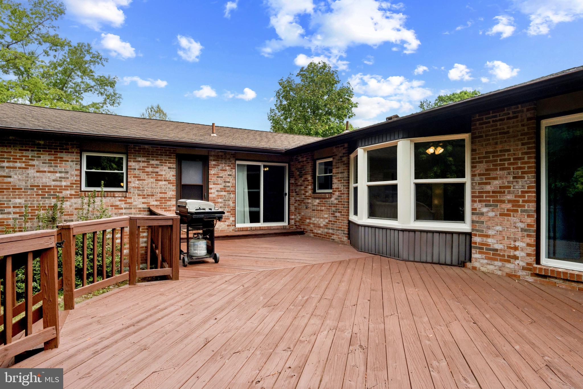 ELLENWOOD - Residential