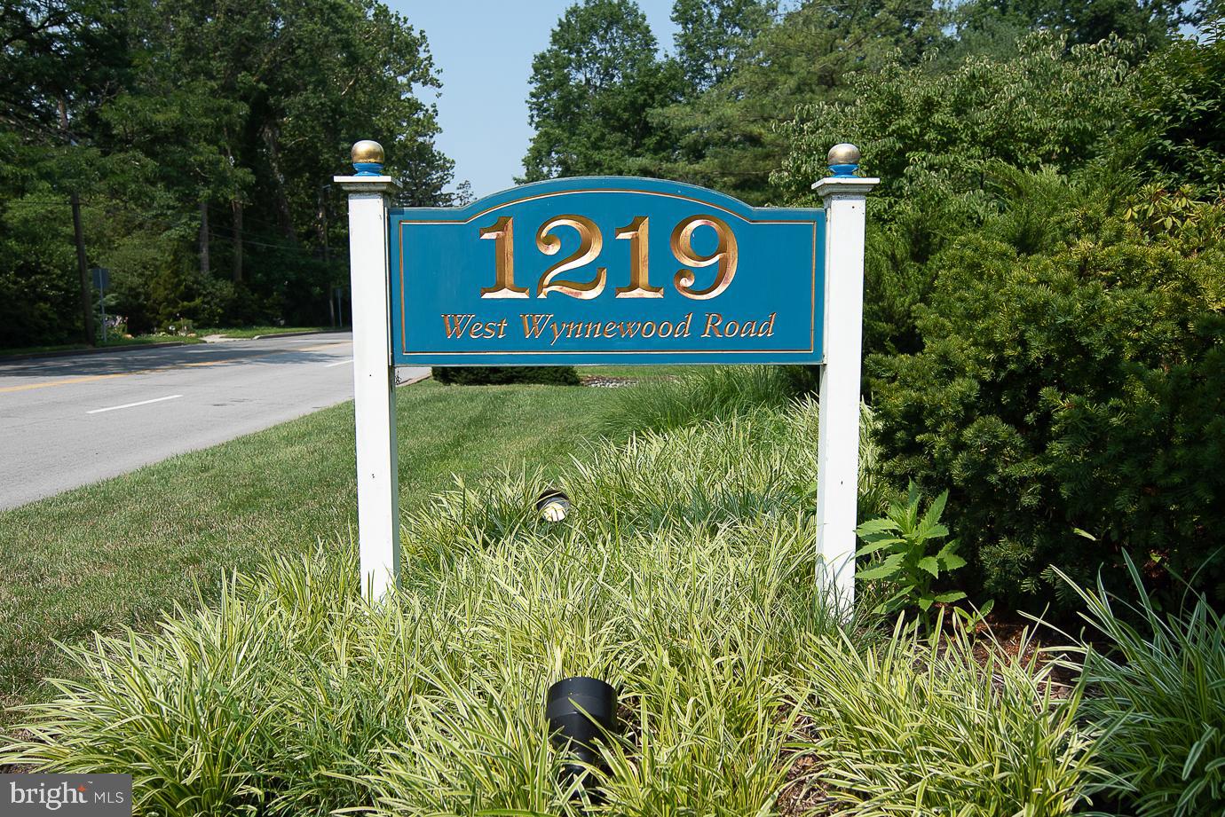1219 W WYNNEWOOD ROAD 307