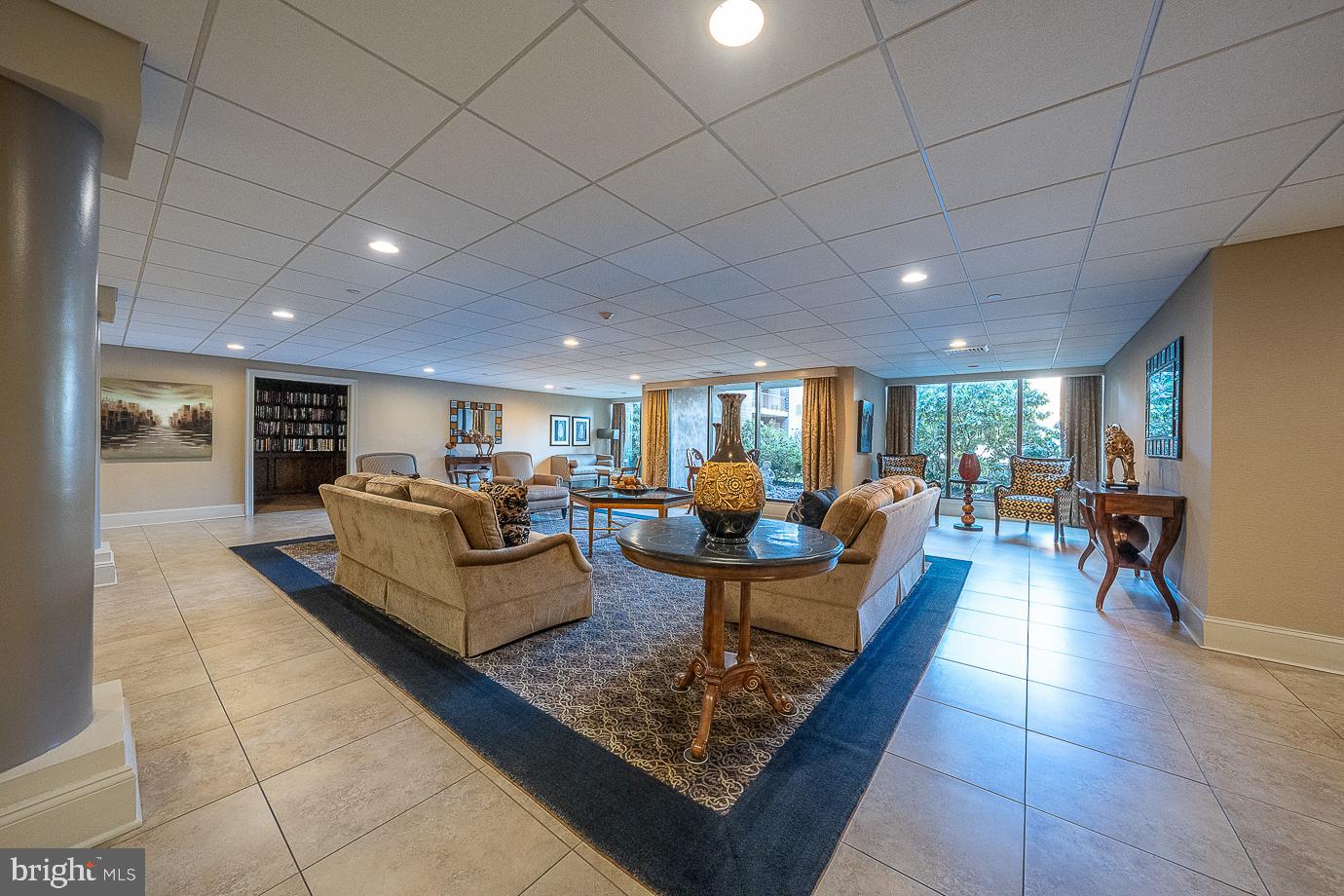 1219 W WYNNEWOOD ROAD 307