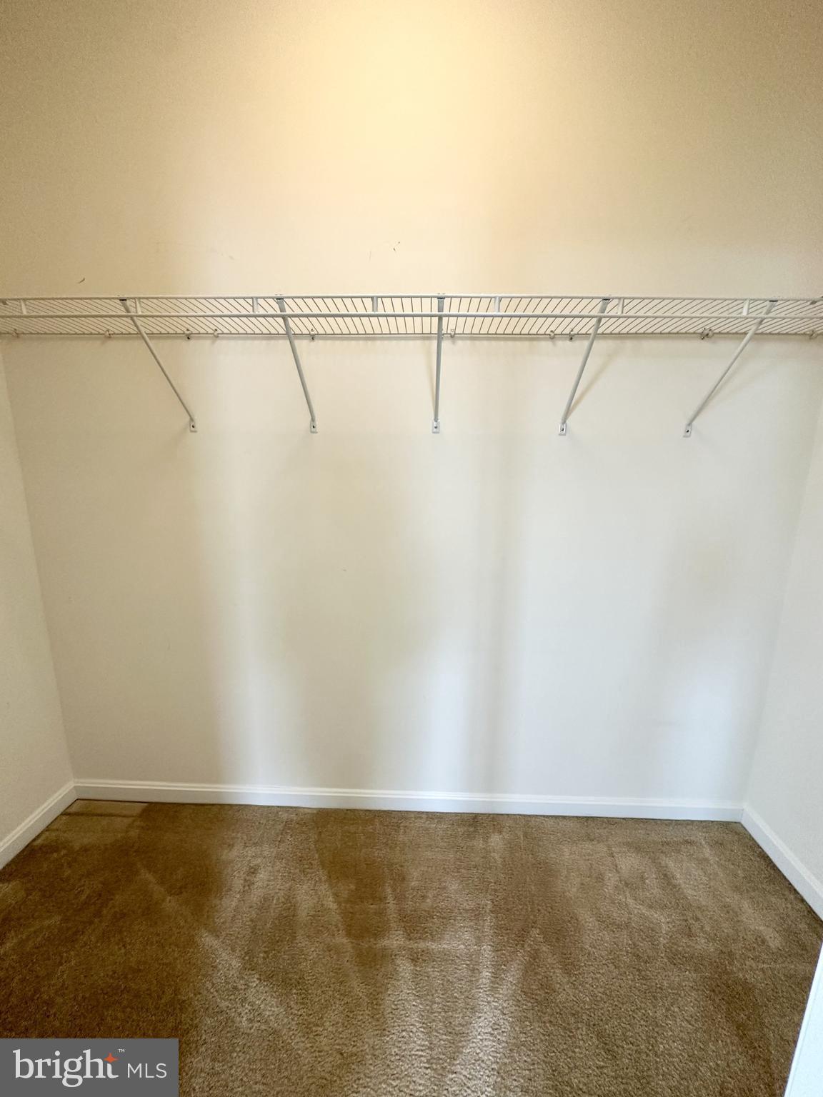 RESIDENCES AT DULLES PRK - Residential