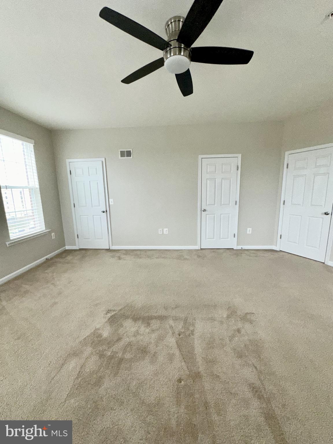 RESIDENCES AT DULLES PRK - Residential