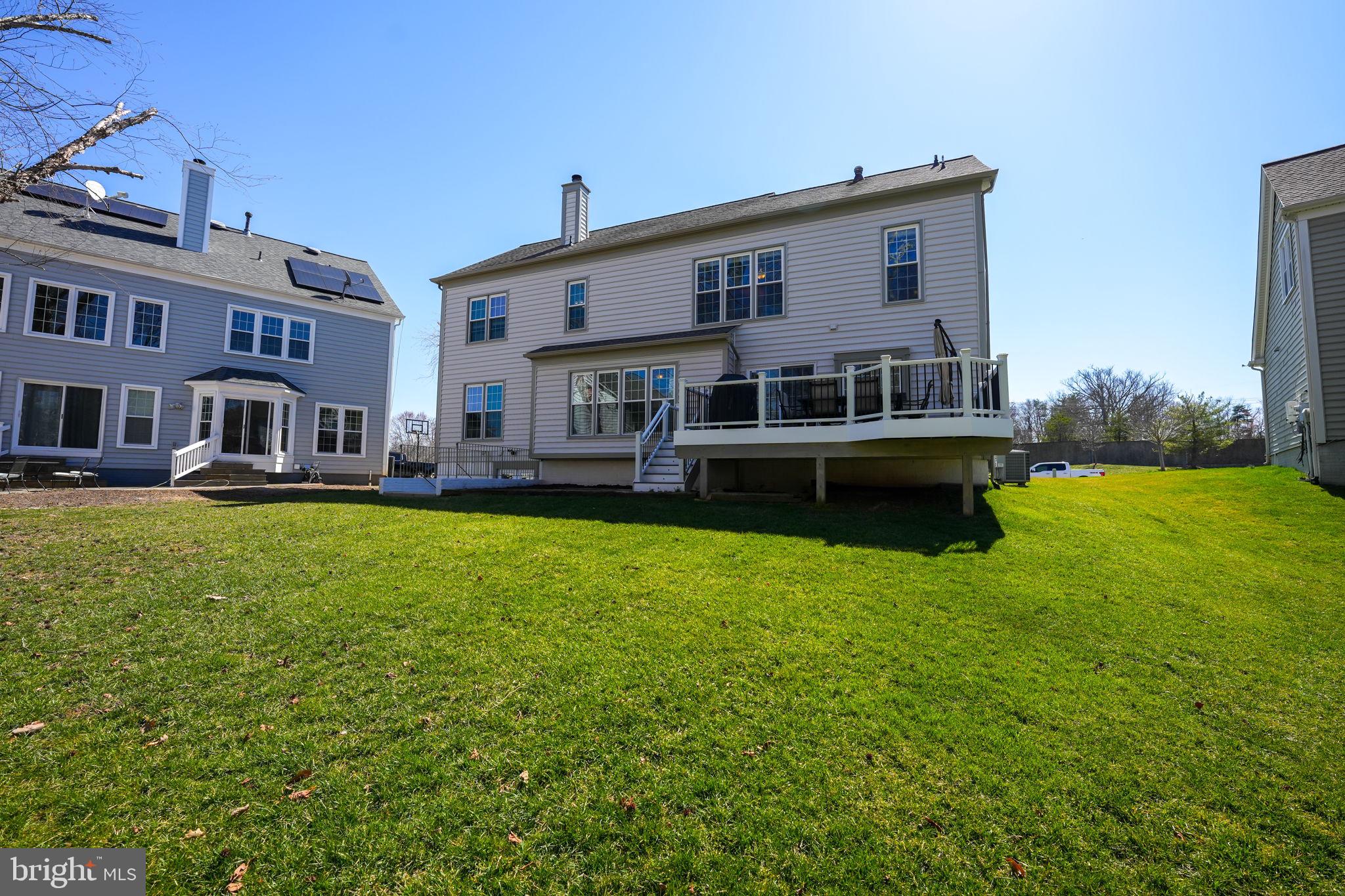 CROSSPOINTE - Residential