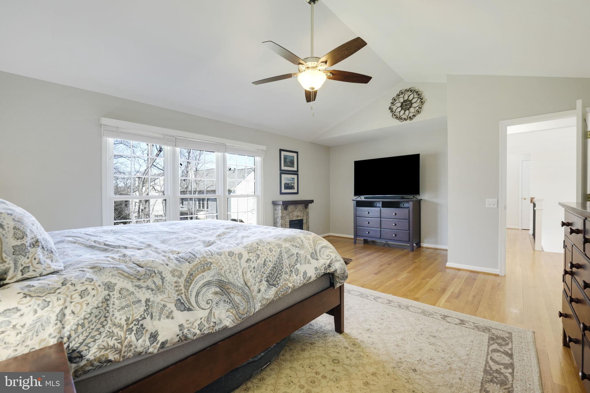 CROSSPOINTE - Residential