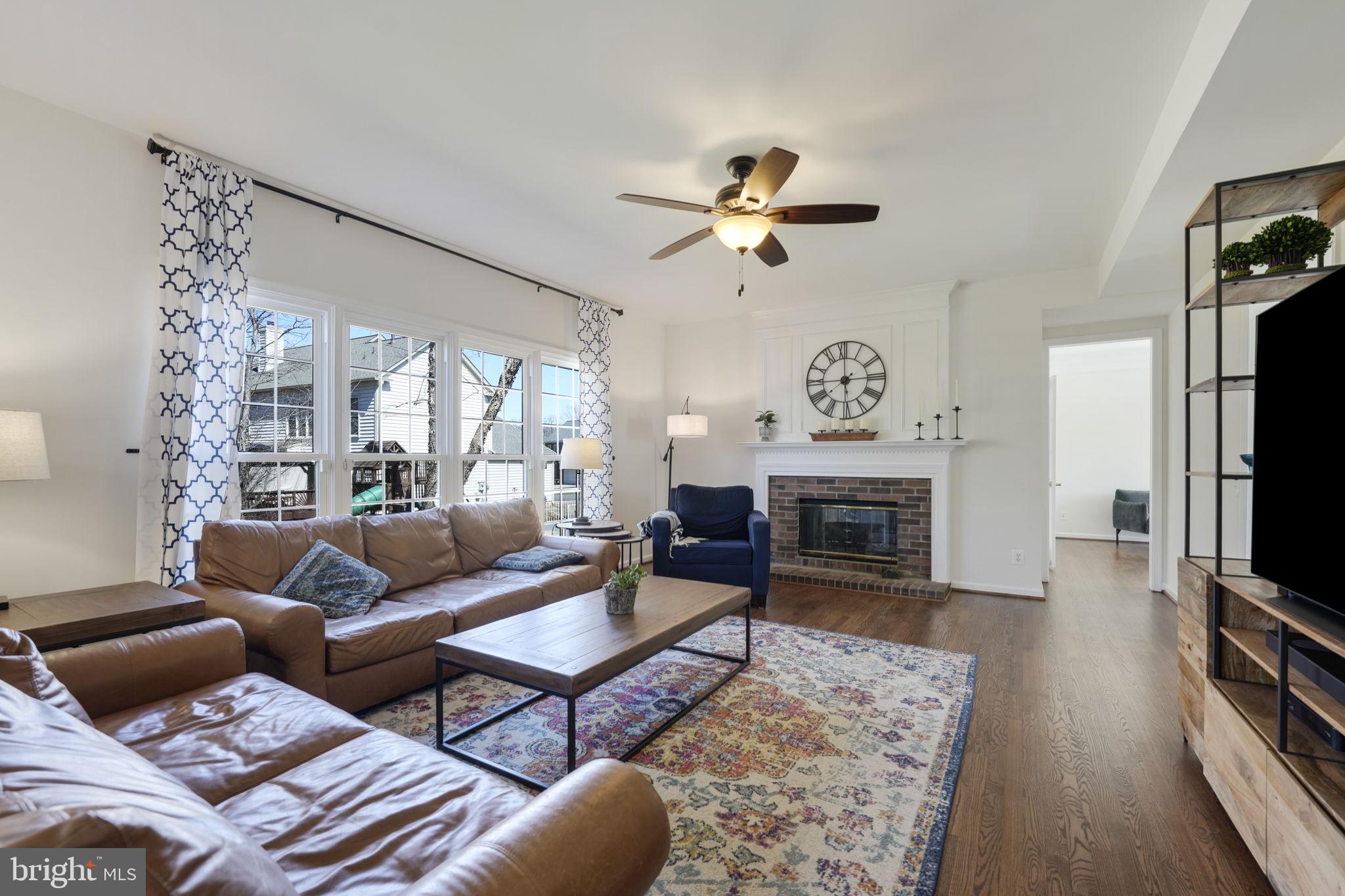 CROSSPOINTE - Residential