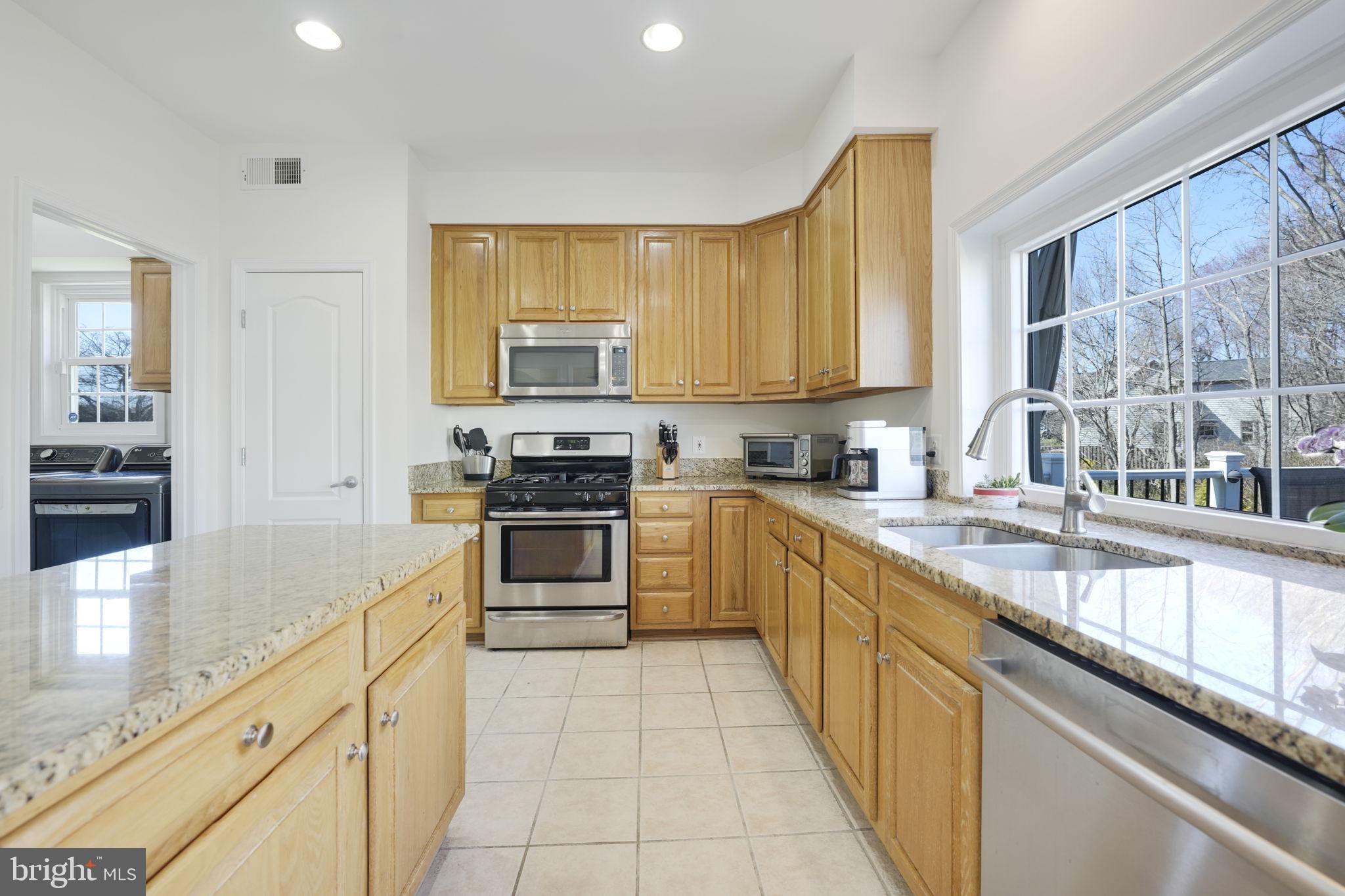 CROSSPOINTE - Residential