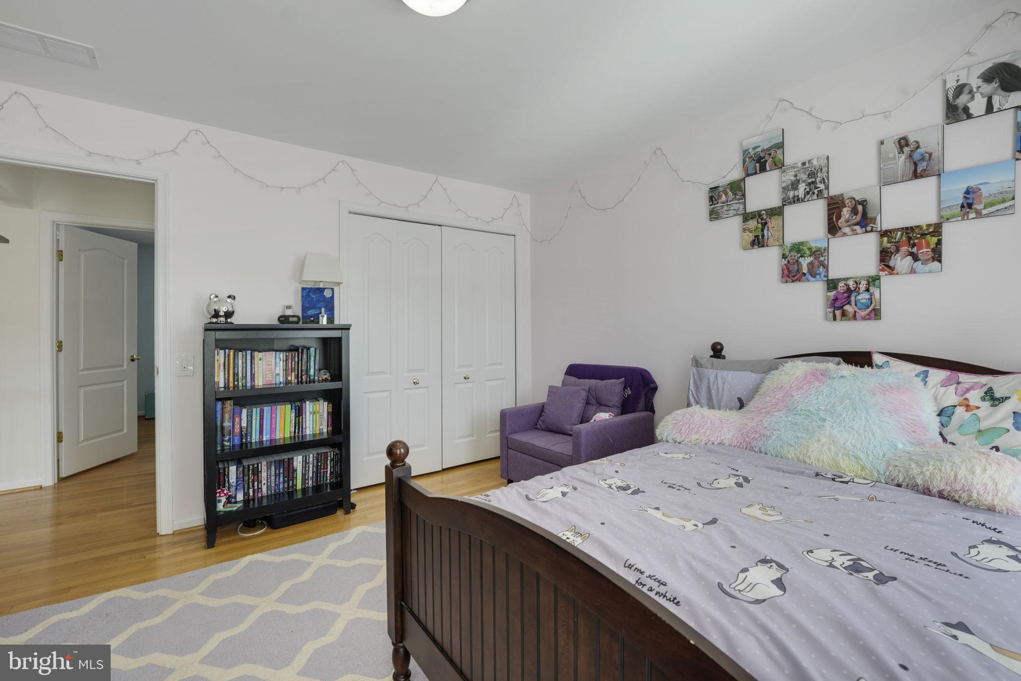 CROSSPOINTE - Residential