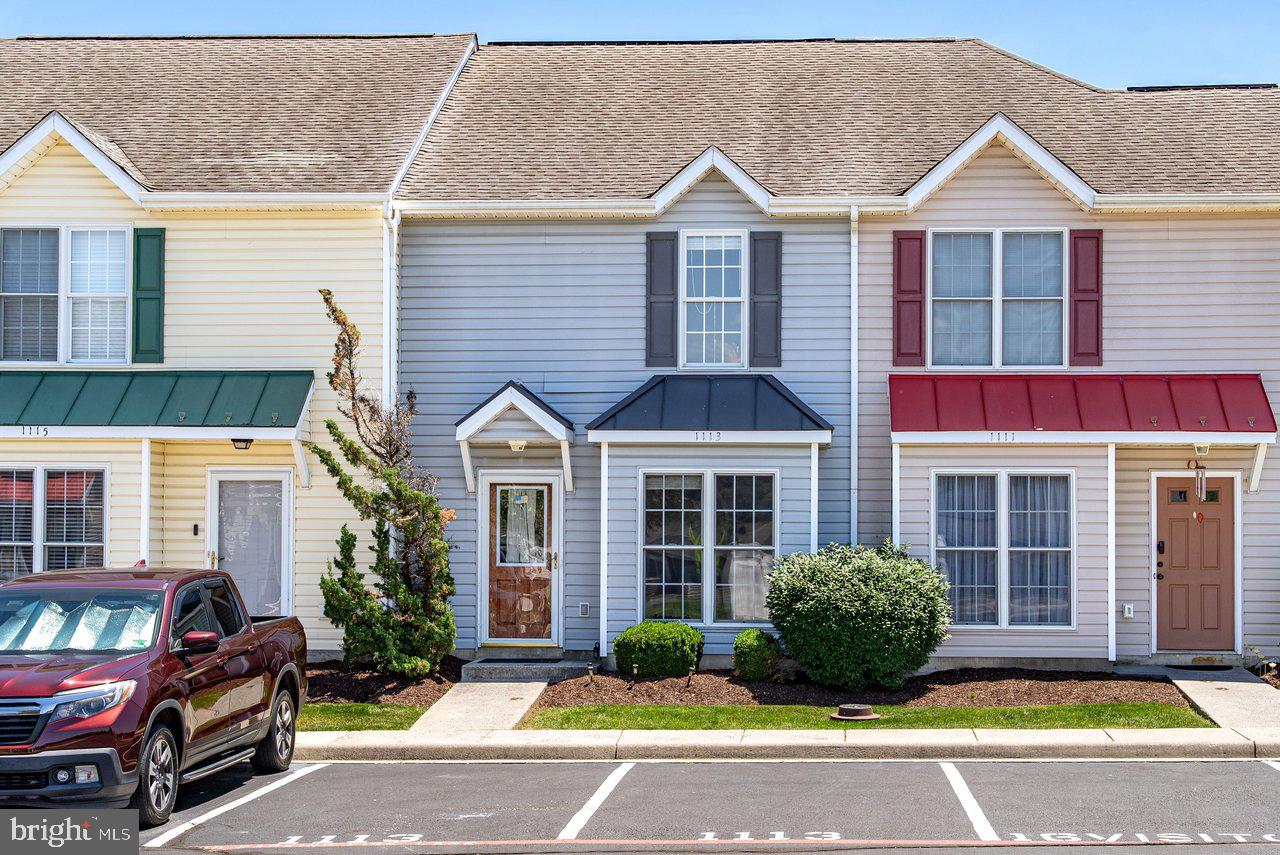 1113 PAUL REVERE COURT
