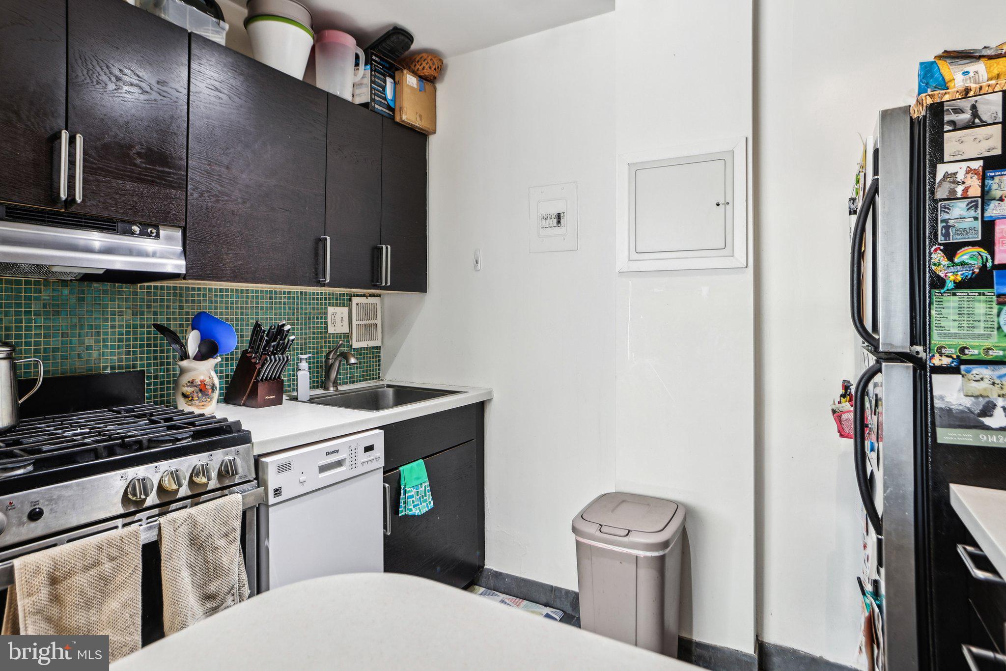 RIVER PLACE - Residential