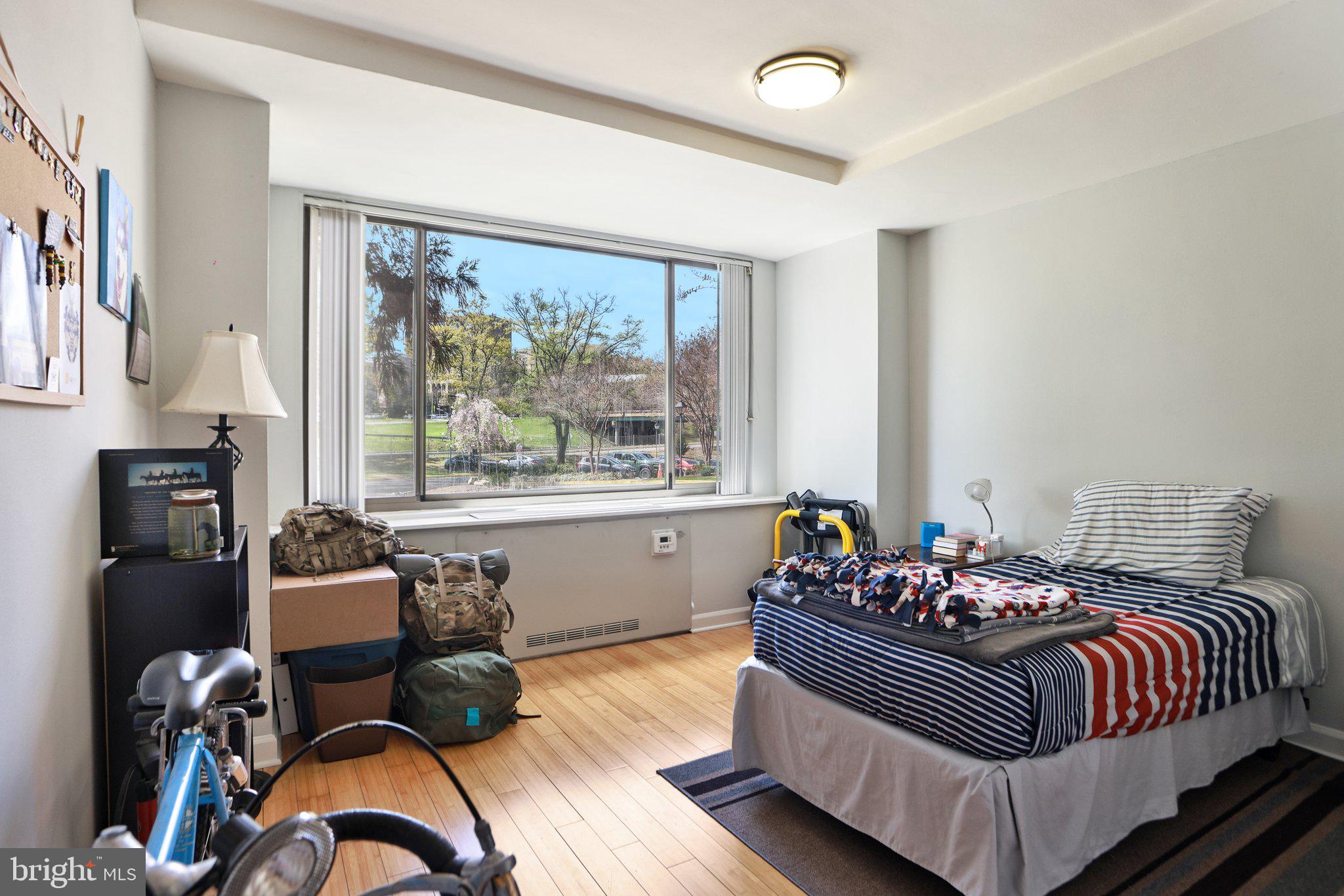 RIVER PLACE - Residential