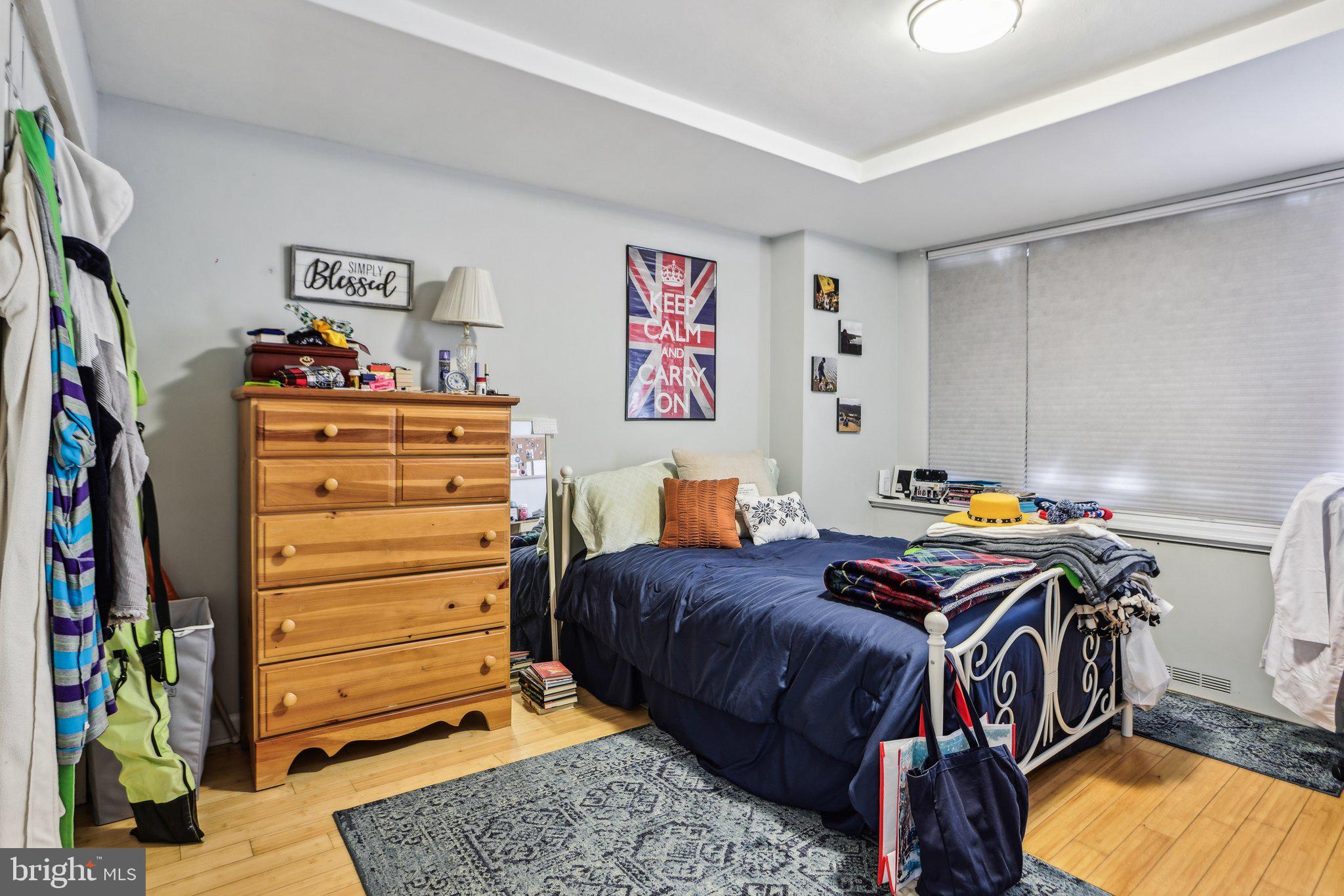 RIVER PLACE - Residential