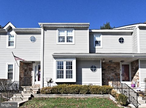 1903 RED MAPLE GROVE AMBLER PA 19002