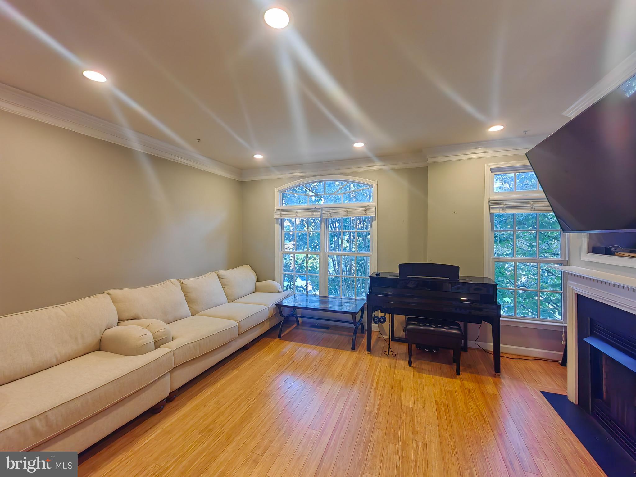 FALLSGROVE - Residential