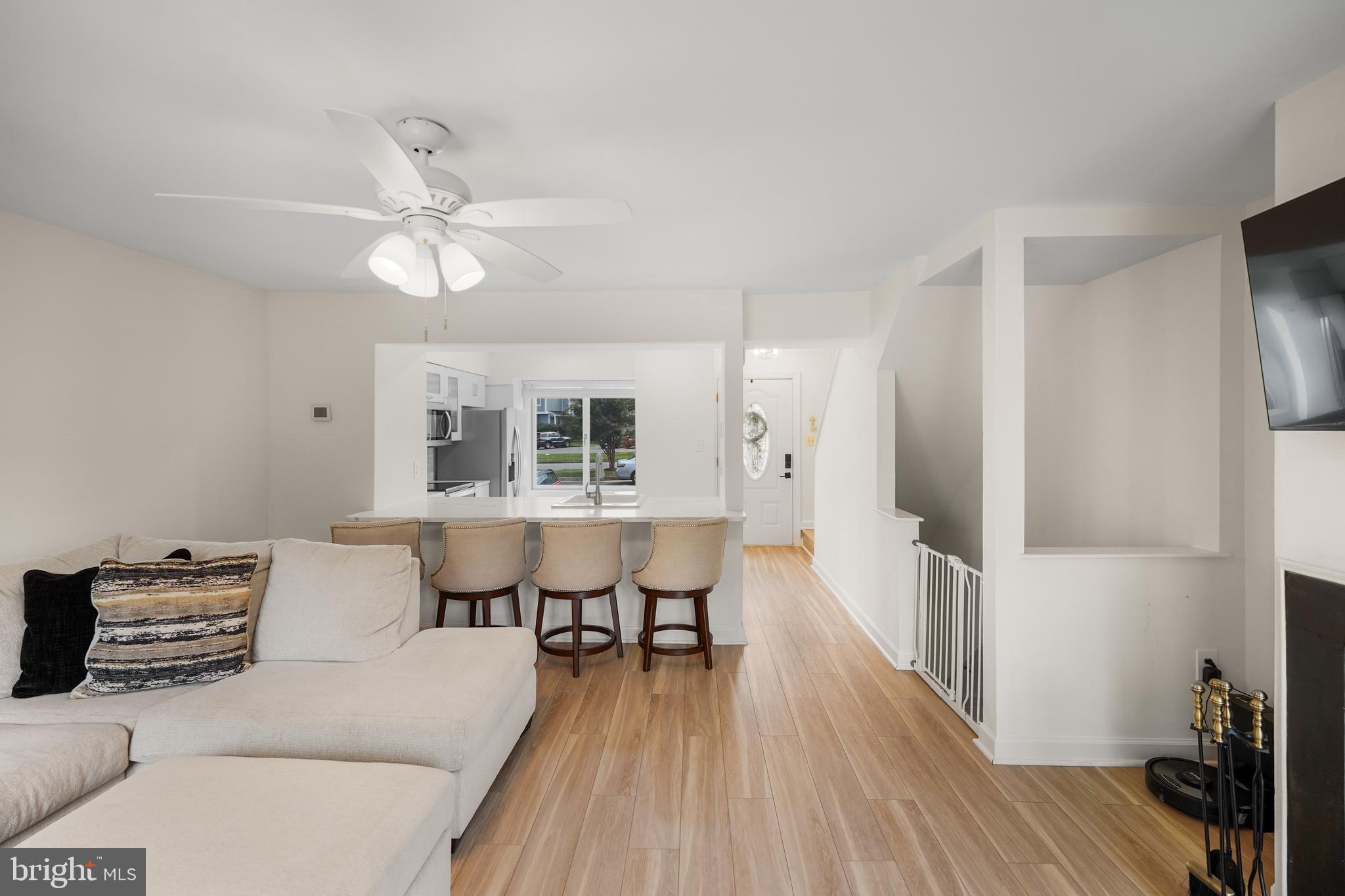 SUGARLAND SQUARE - Residential