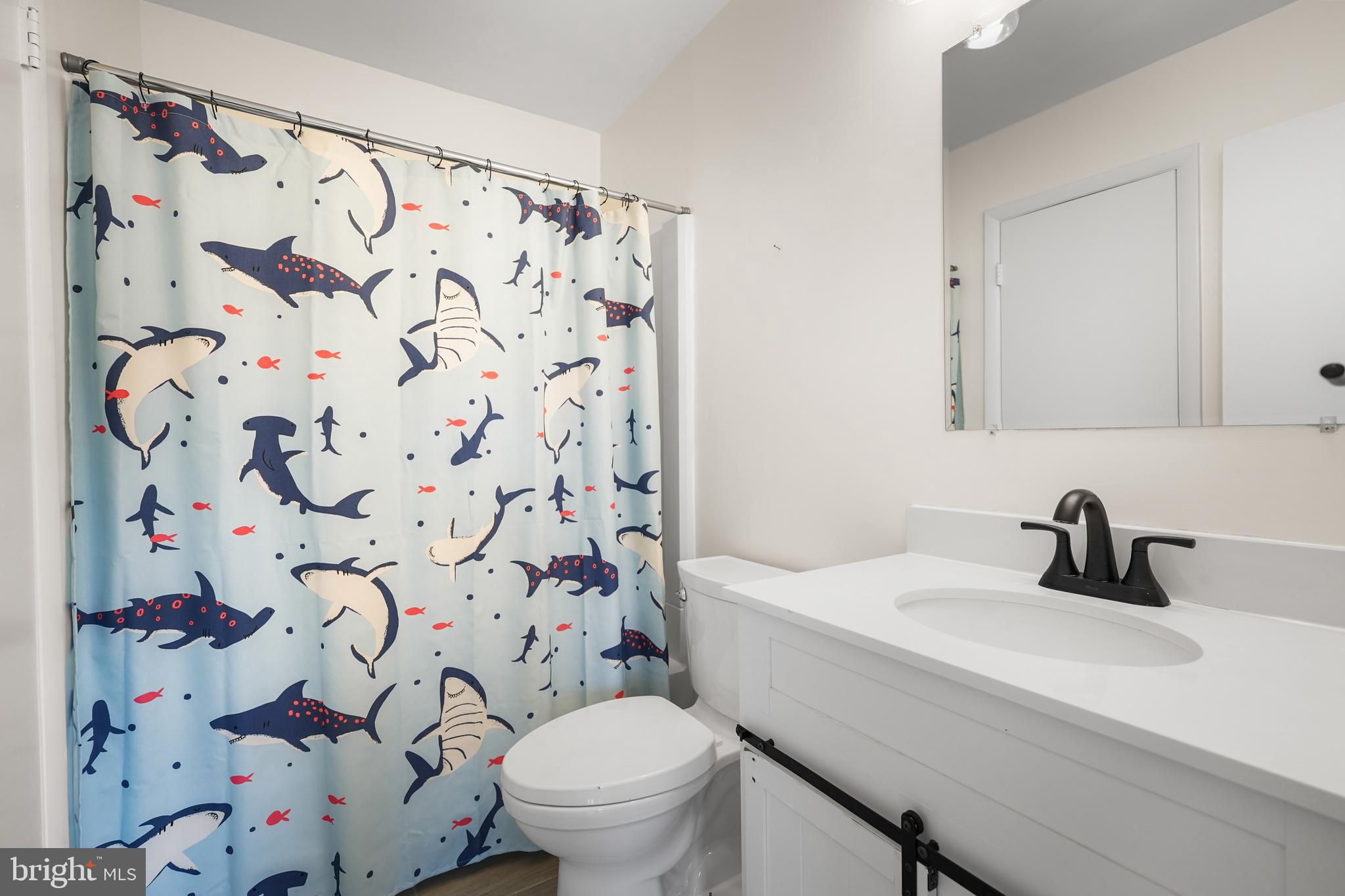 SUGARLAND SQUARE - Residential