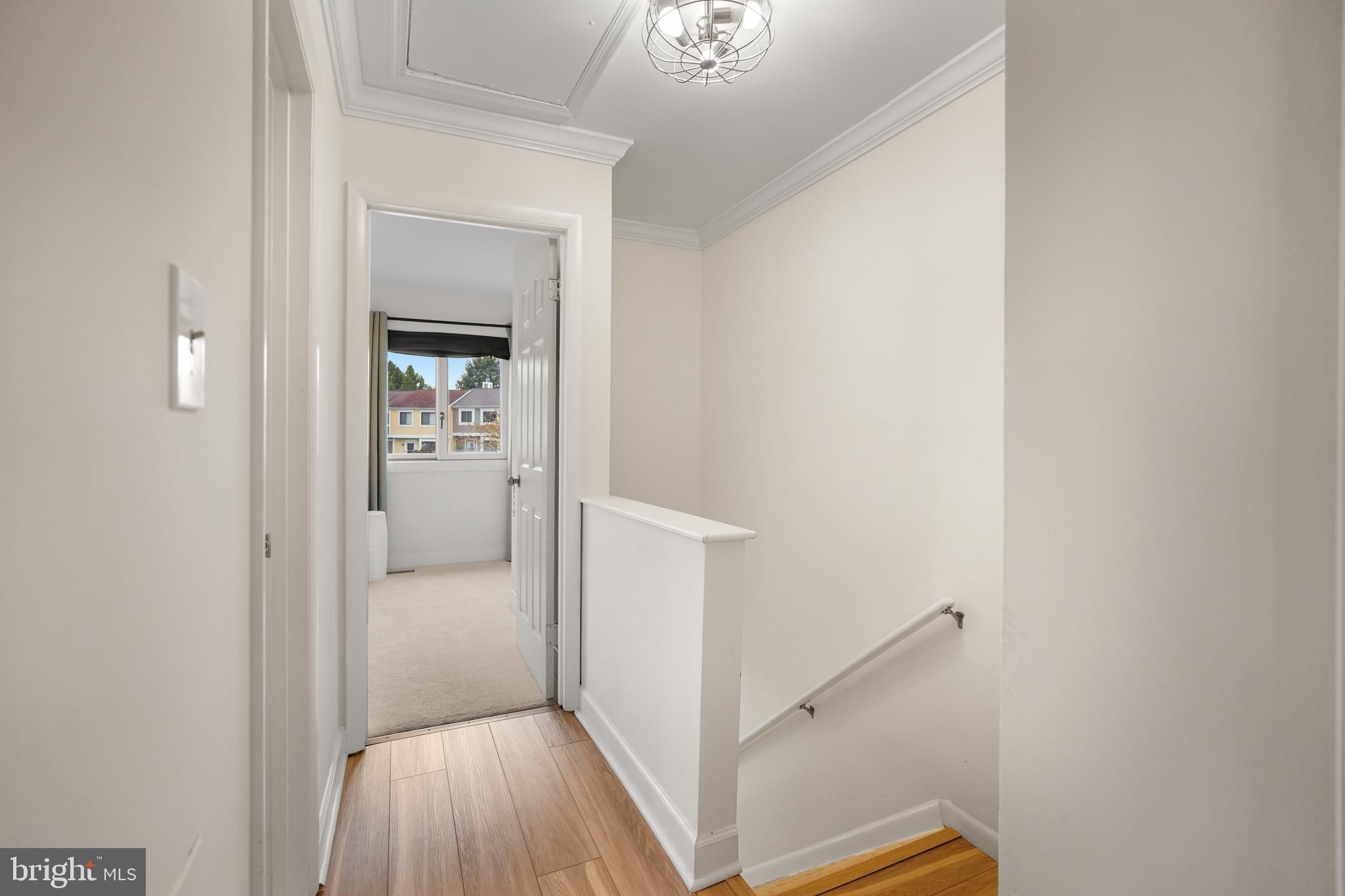 SUGARLAND SQUARE - Residential