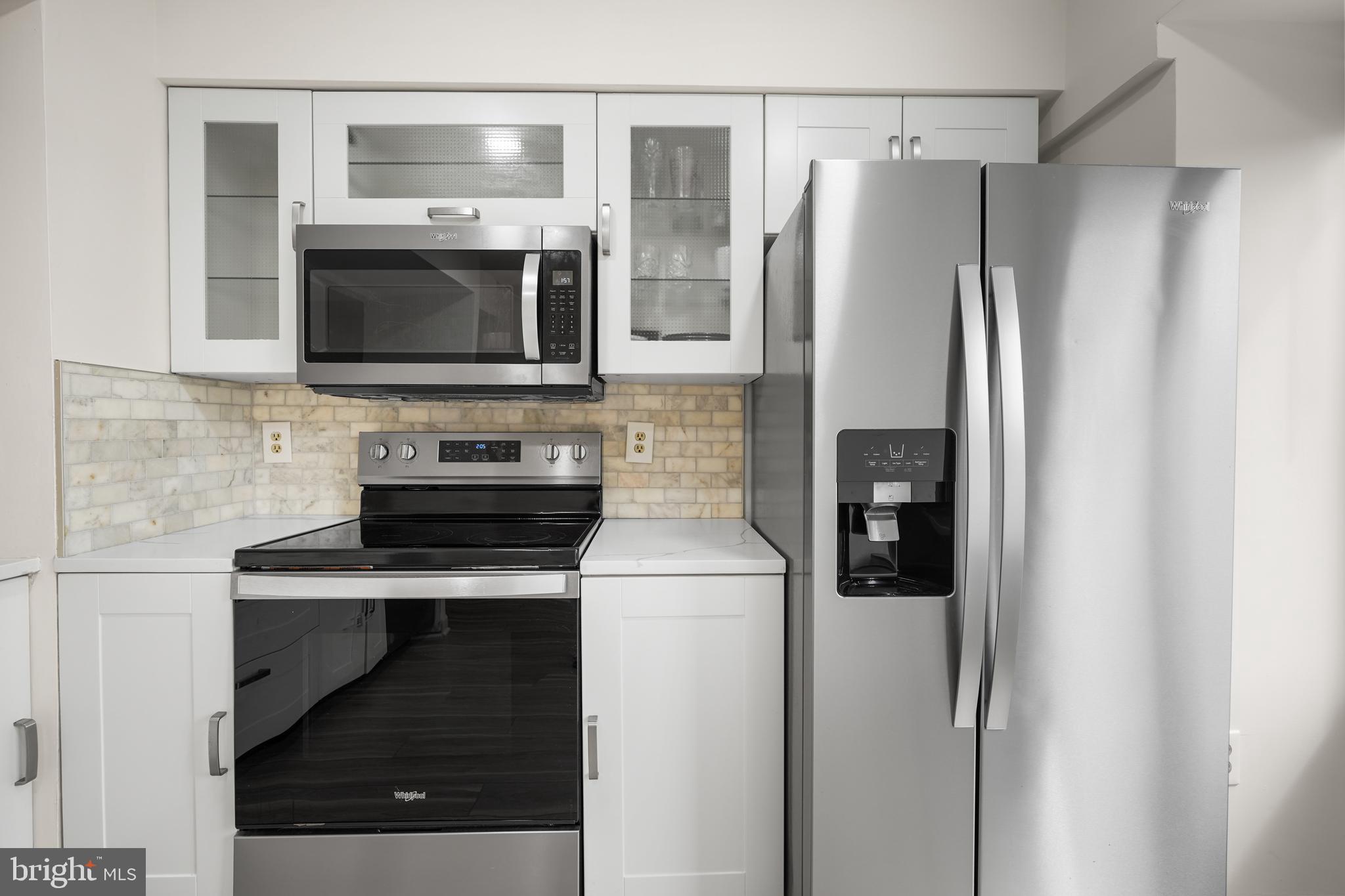 SUGARLAND SQUARE - Residential