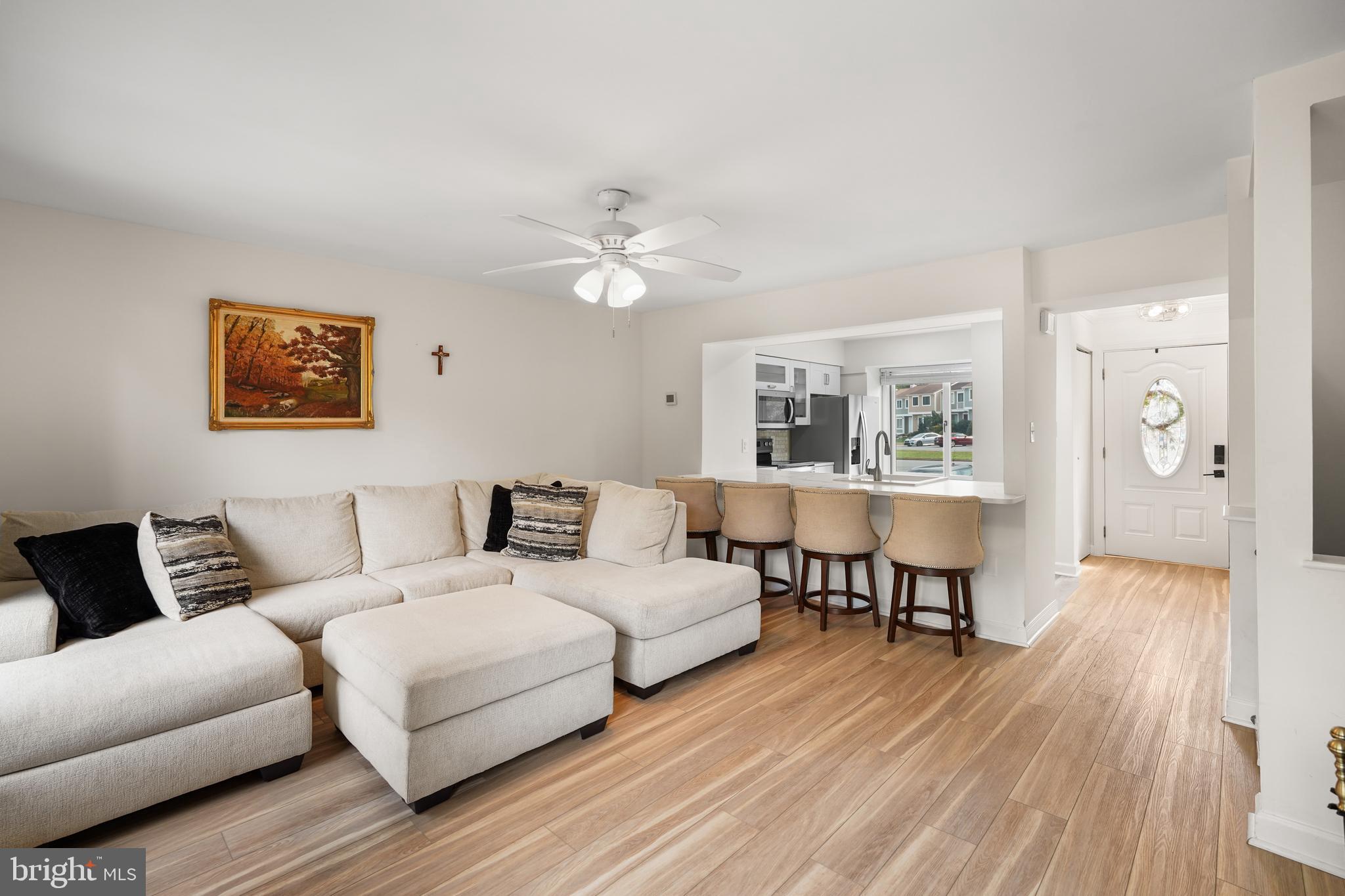 SUGARLAND SQUARE - Residential