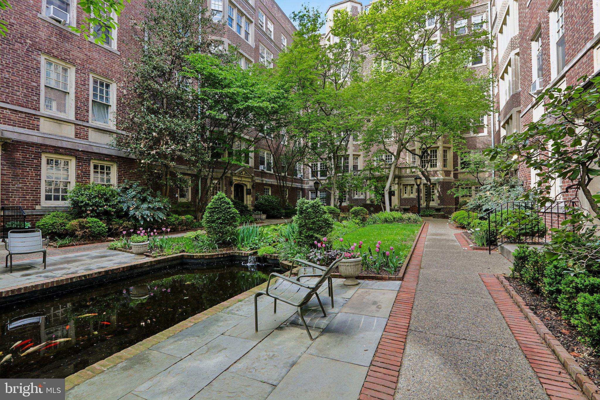 UNIVERSITY CITY - Residential