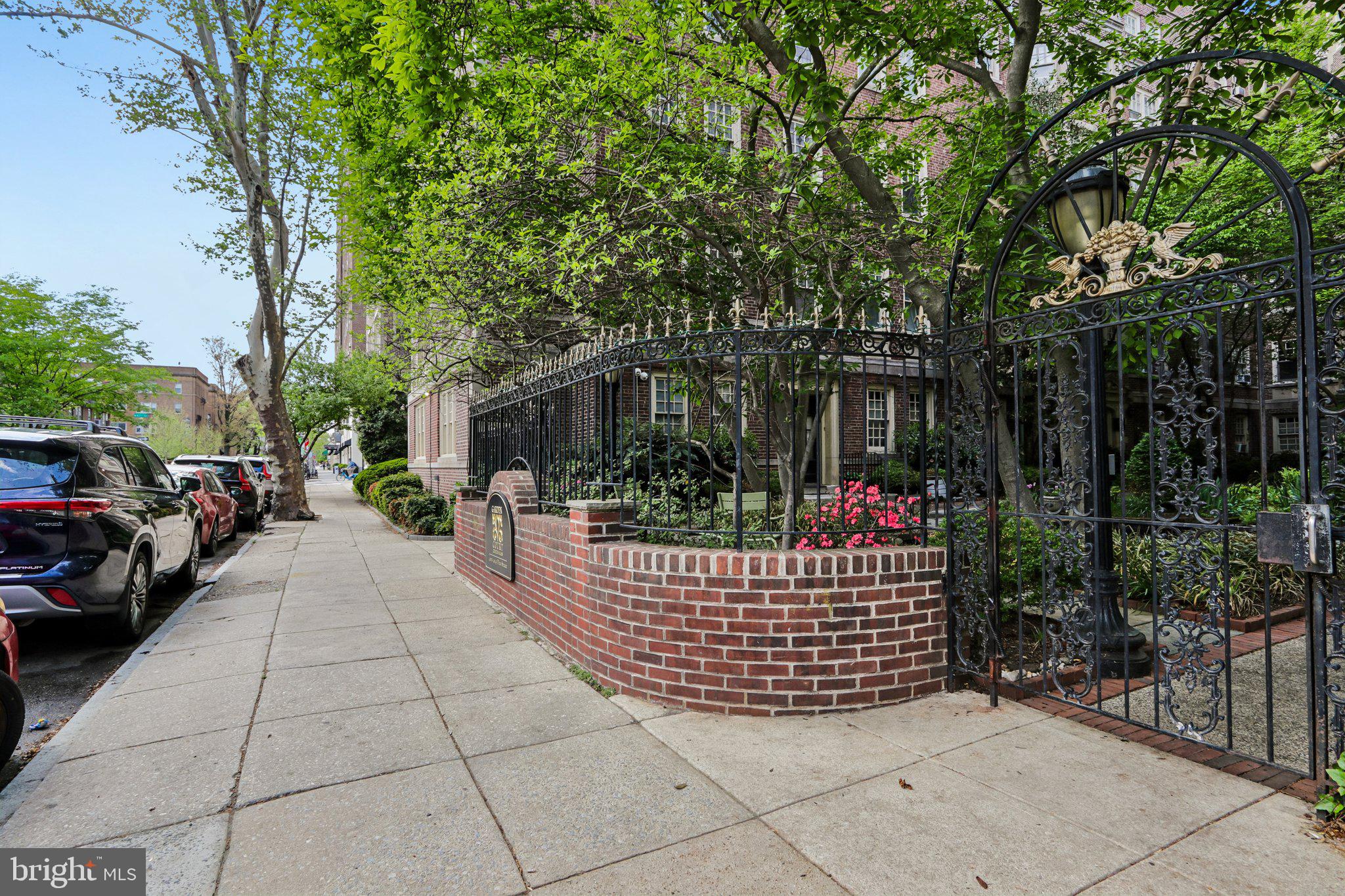 UNIVERSITY CITY - Residential