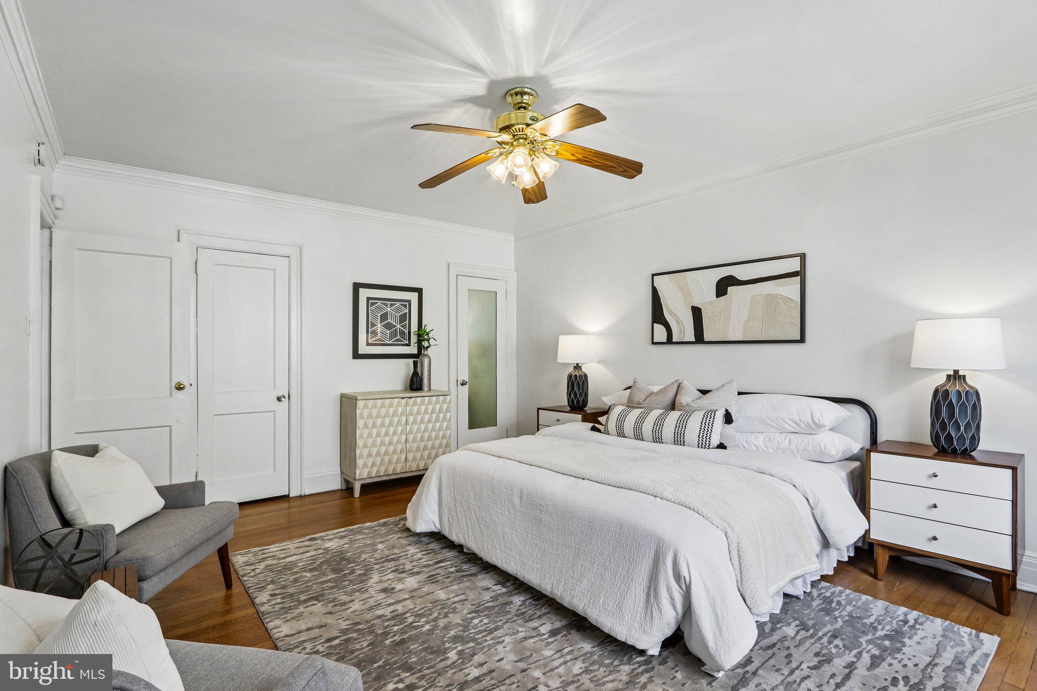 UNIVERSITY CITY - Residential