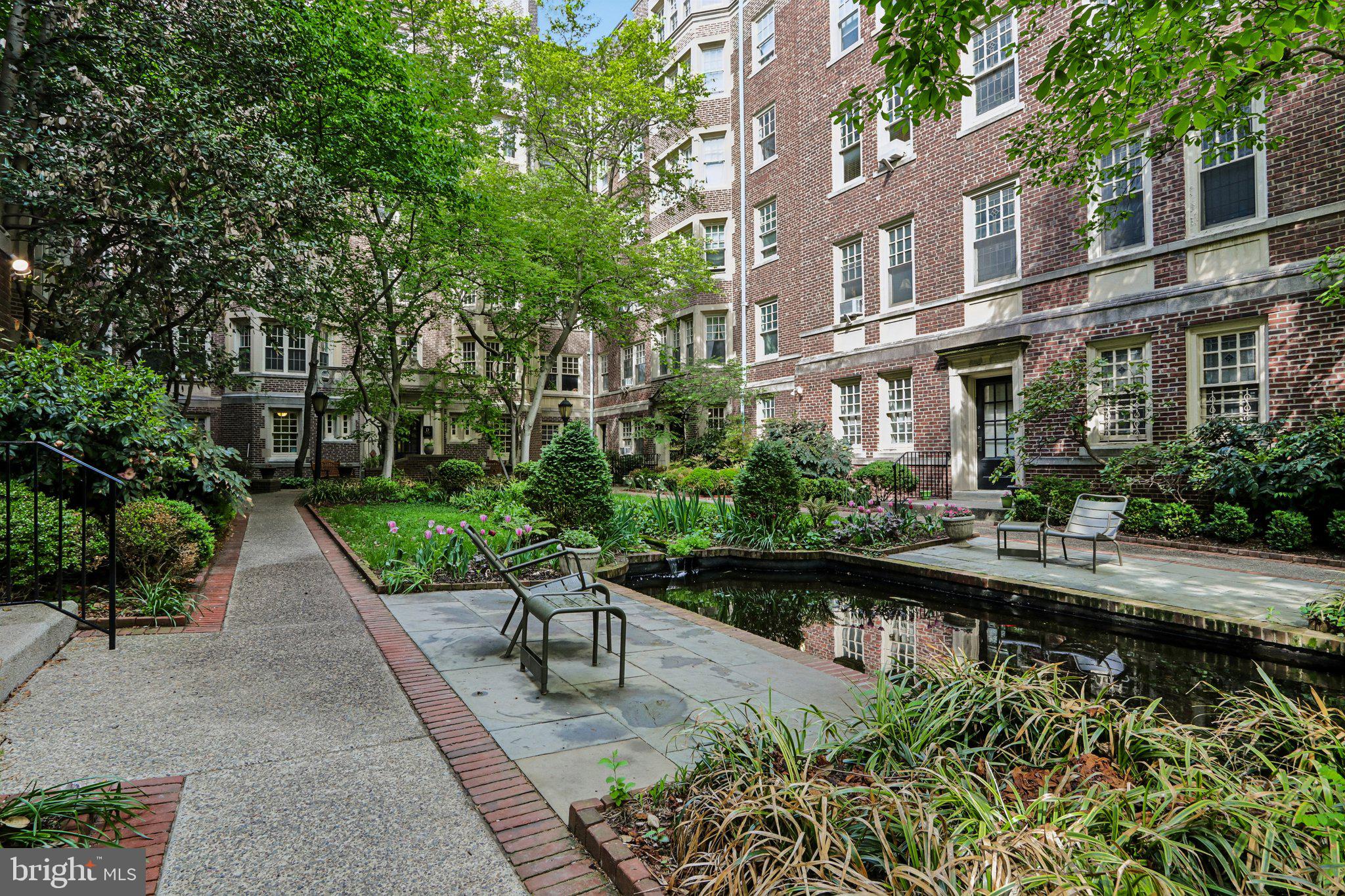 UNIVERSITY CITY - Residential