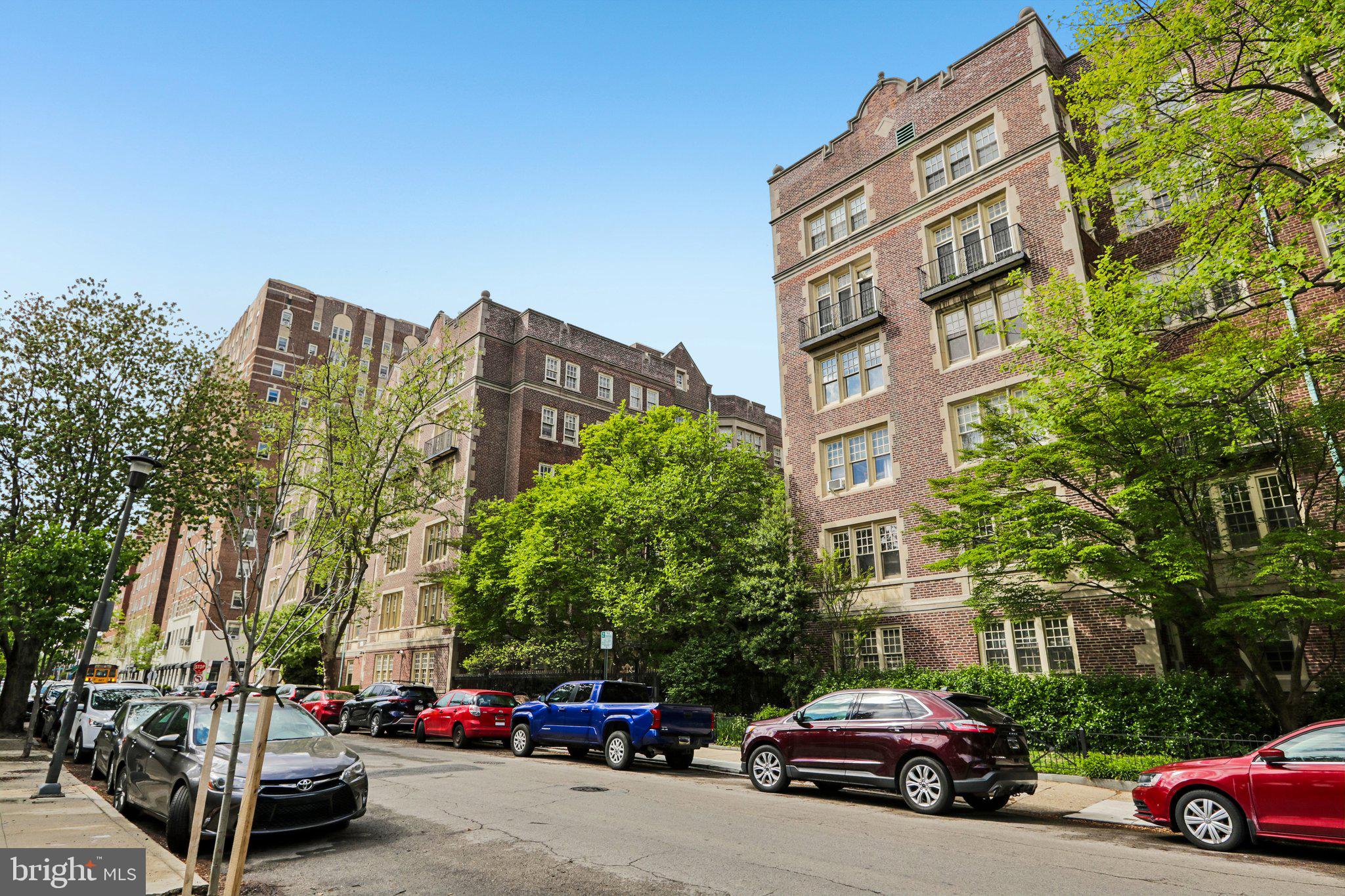 UNIVERSITY CITY - Residential