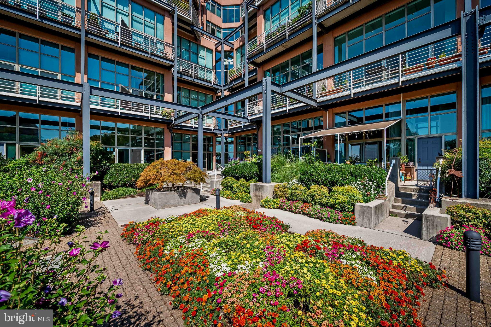 CANTON WATERFRONT - Residential