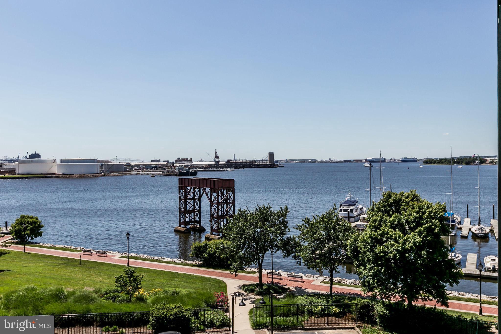 CANTON WATERFRONT - Residential