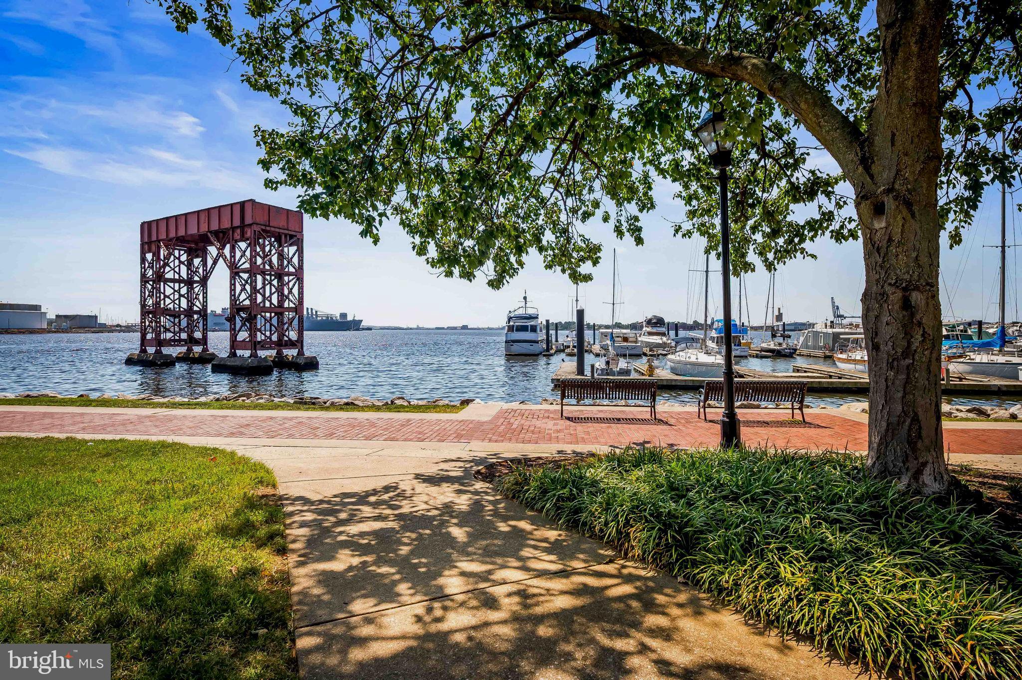 CANTON WATERFRONT - Residential