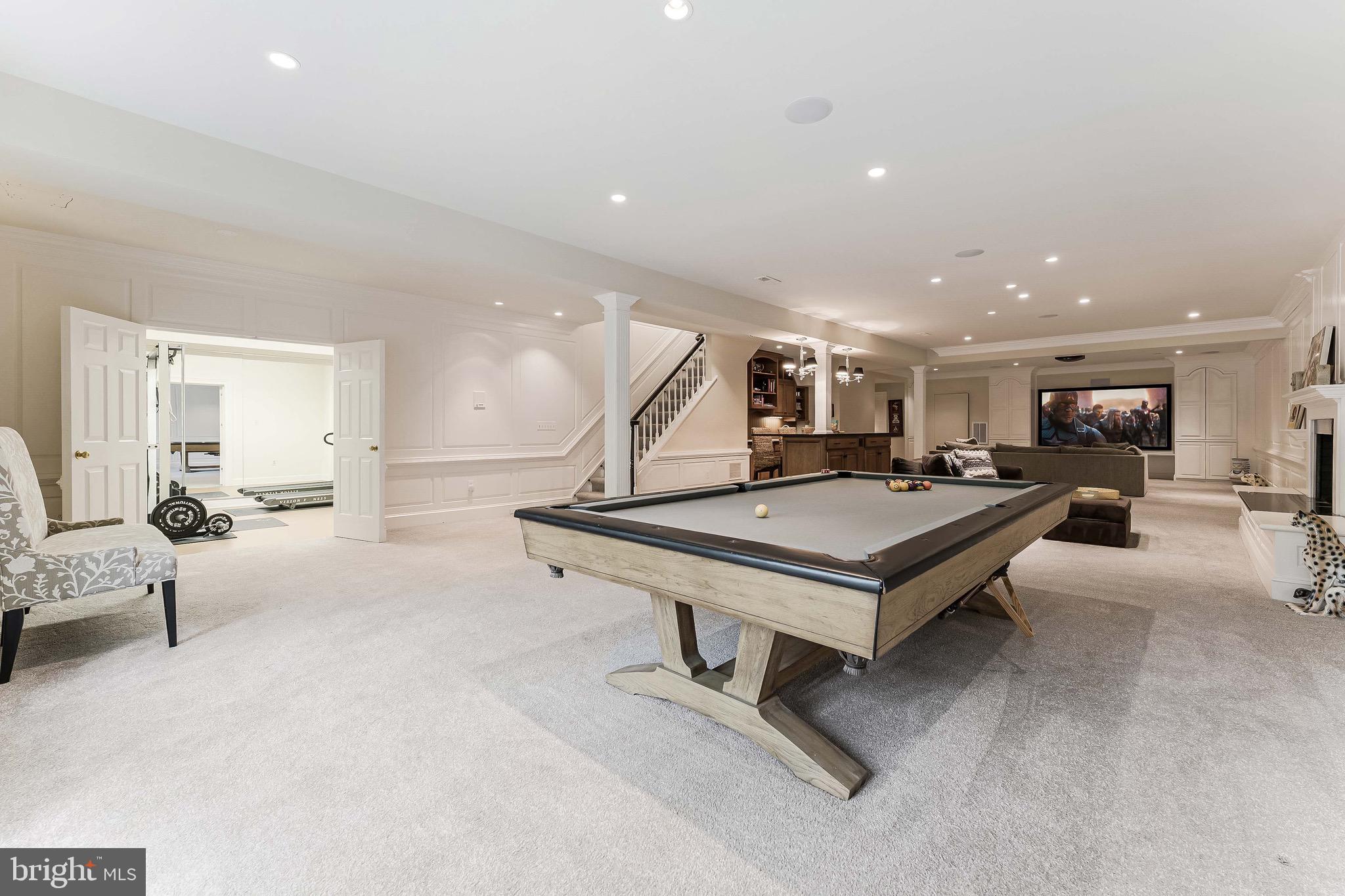 THE COURTS - Residential