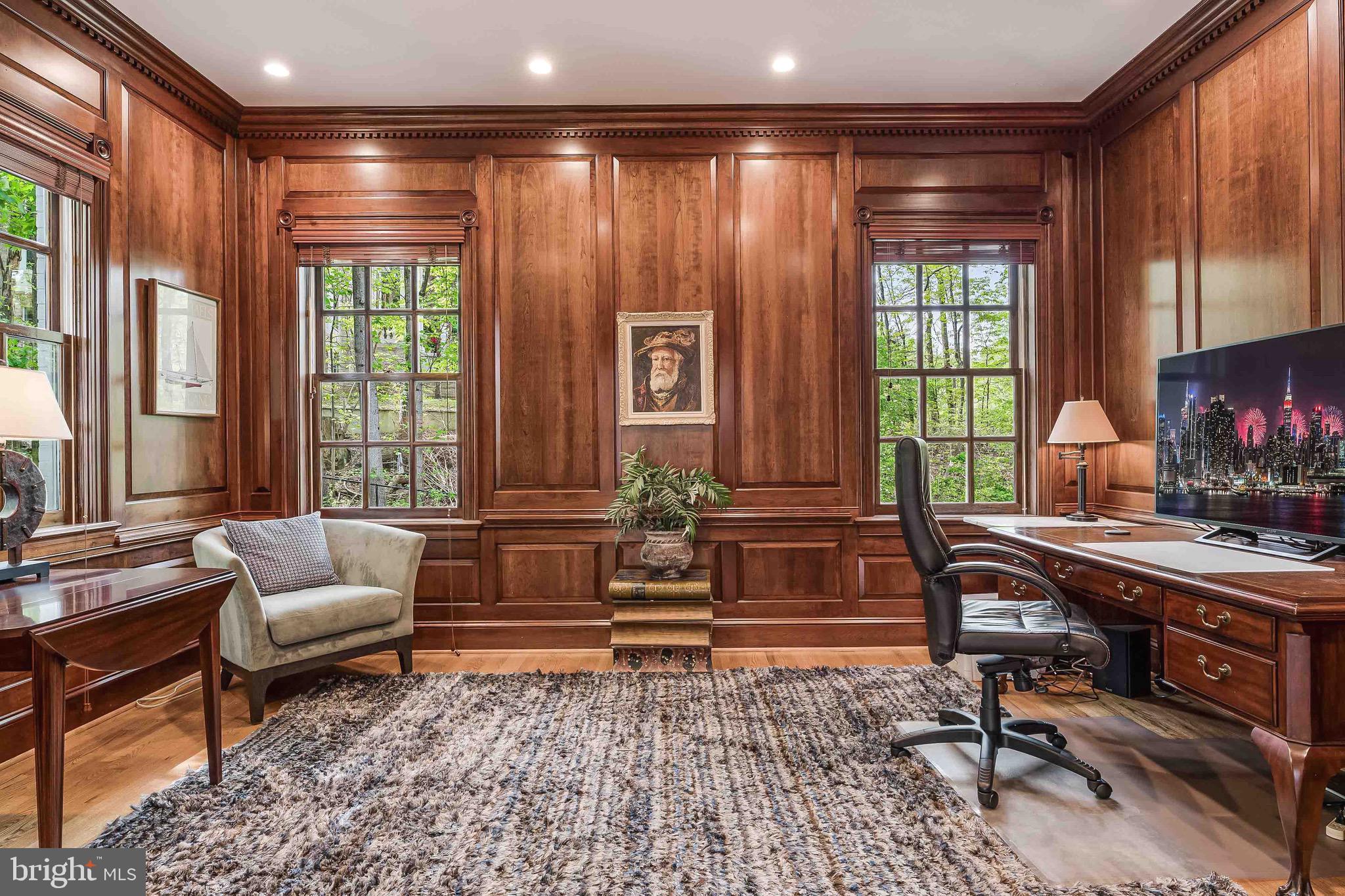 THE COURTS - Residential