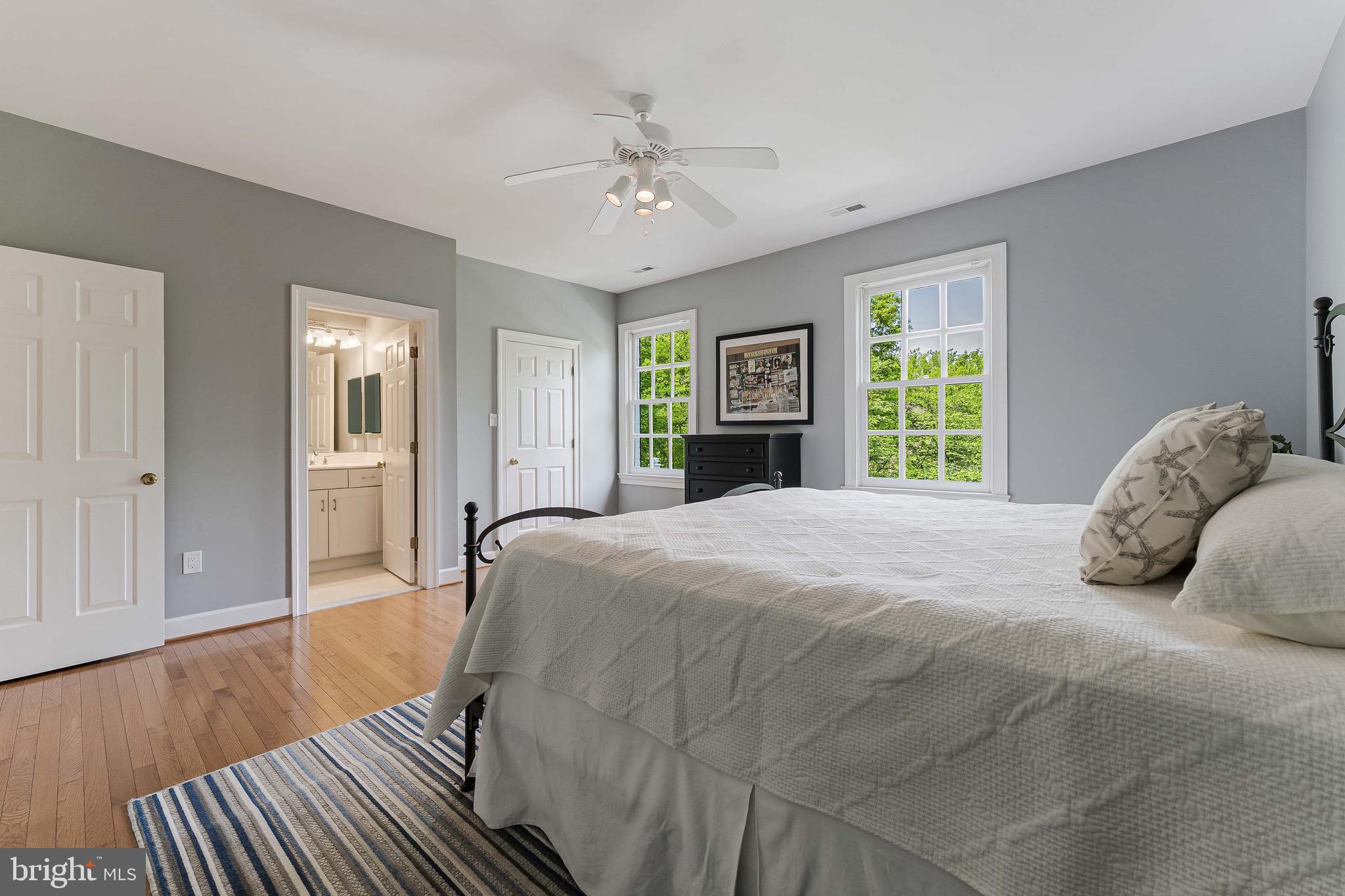 THE COURTS - Residential