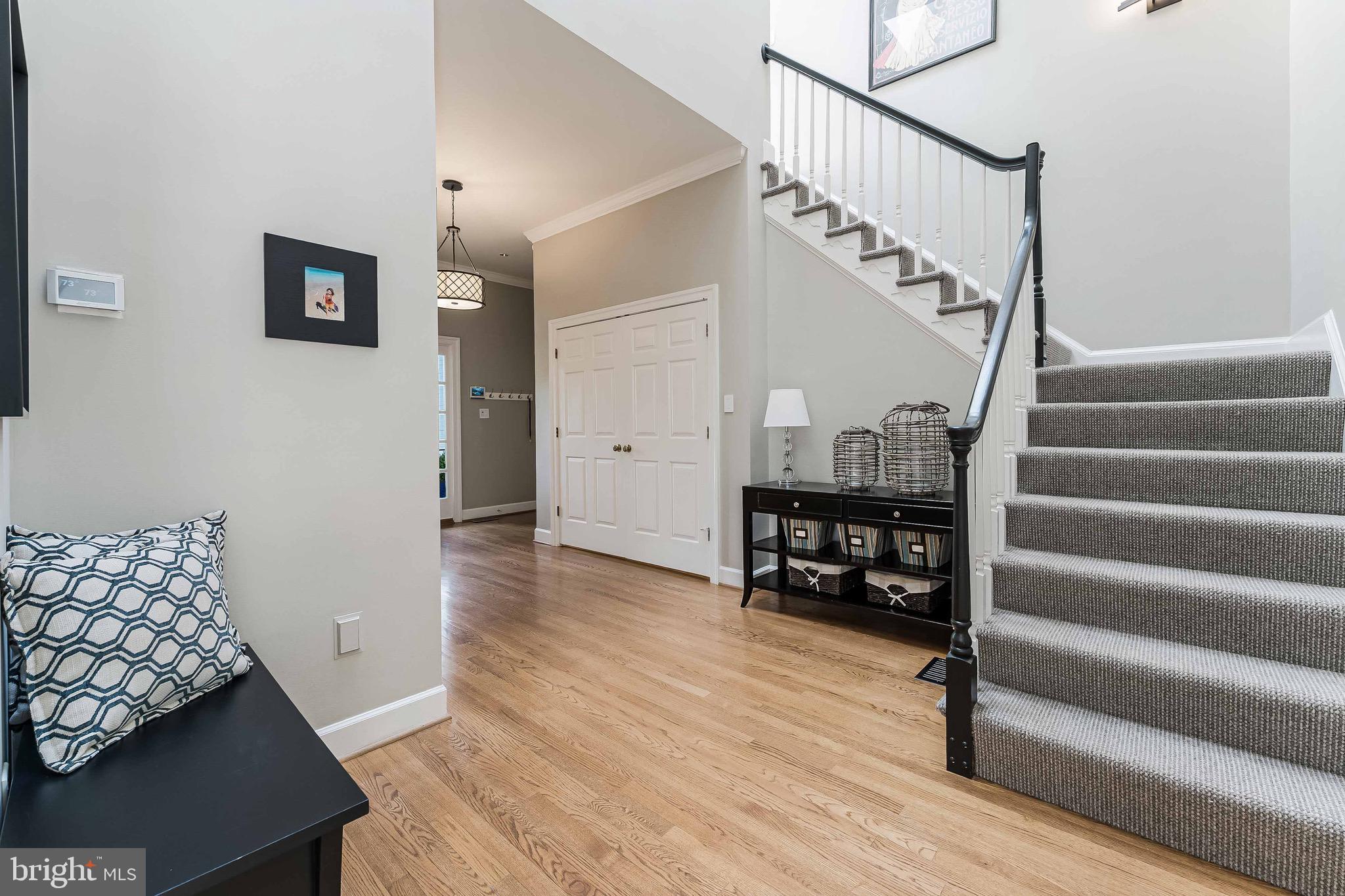 THE COURTS - Residential