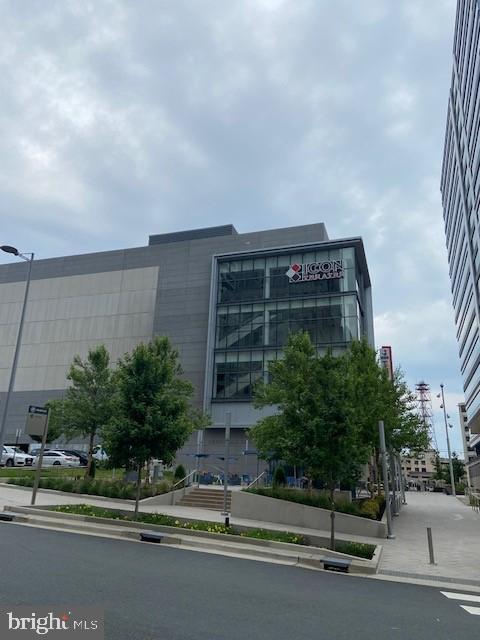 ROTONDA - Residential Lease