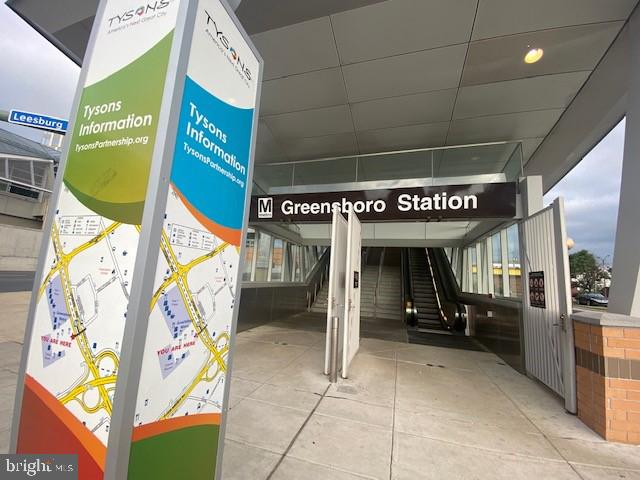 ROTONDA - Residential Lease