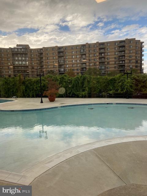 ROTONDA - Residential Lease