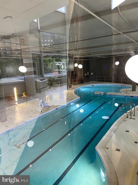 ROTONDA - Residential Lease