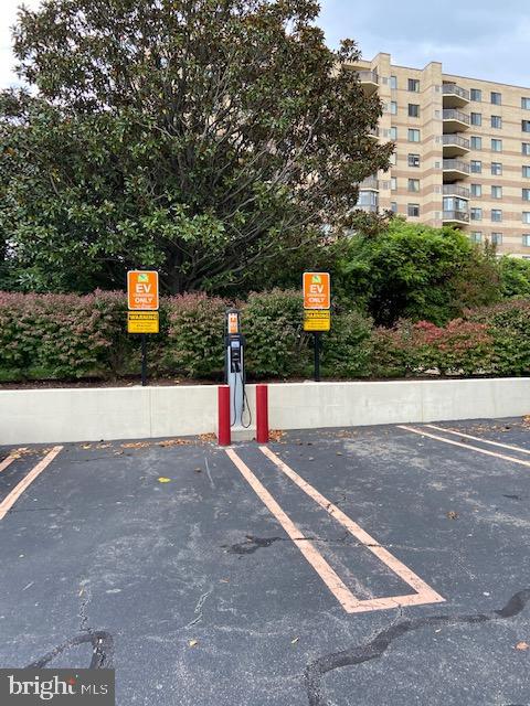 ROTONDA - Residential Lease