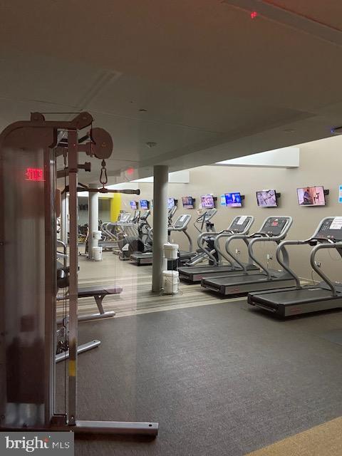 ROTONDA - Residential Lease