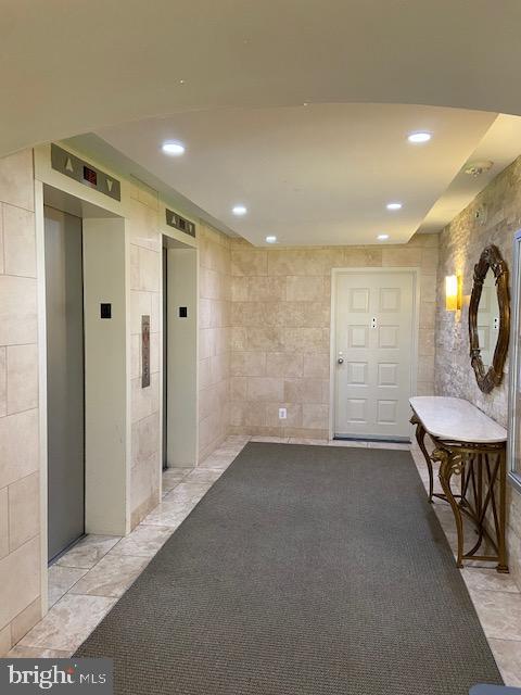 ROTONDA - Residential Lease