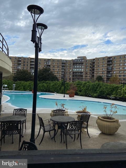 ROTONDA - Residential Lease