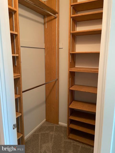 ROTONDA - Residential Lease