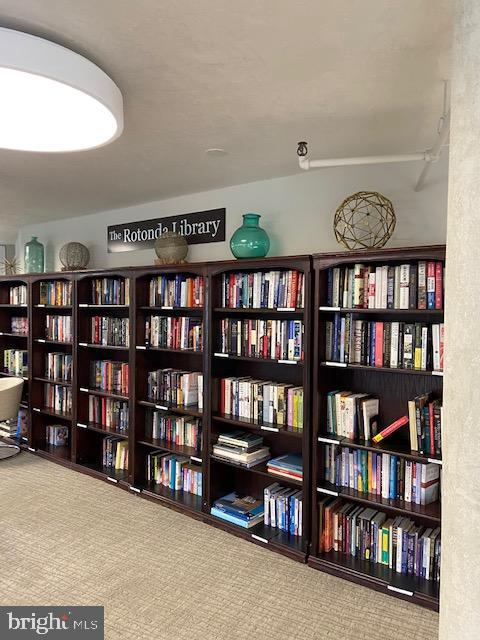 ROTONDA - Residential Lease