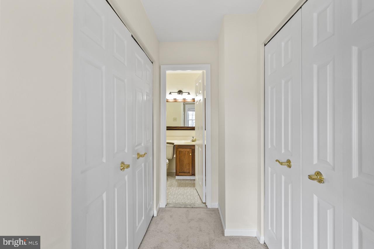 SARATOGA TOWNHOUSES - Residential