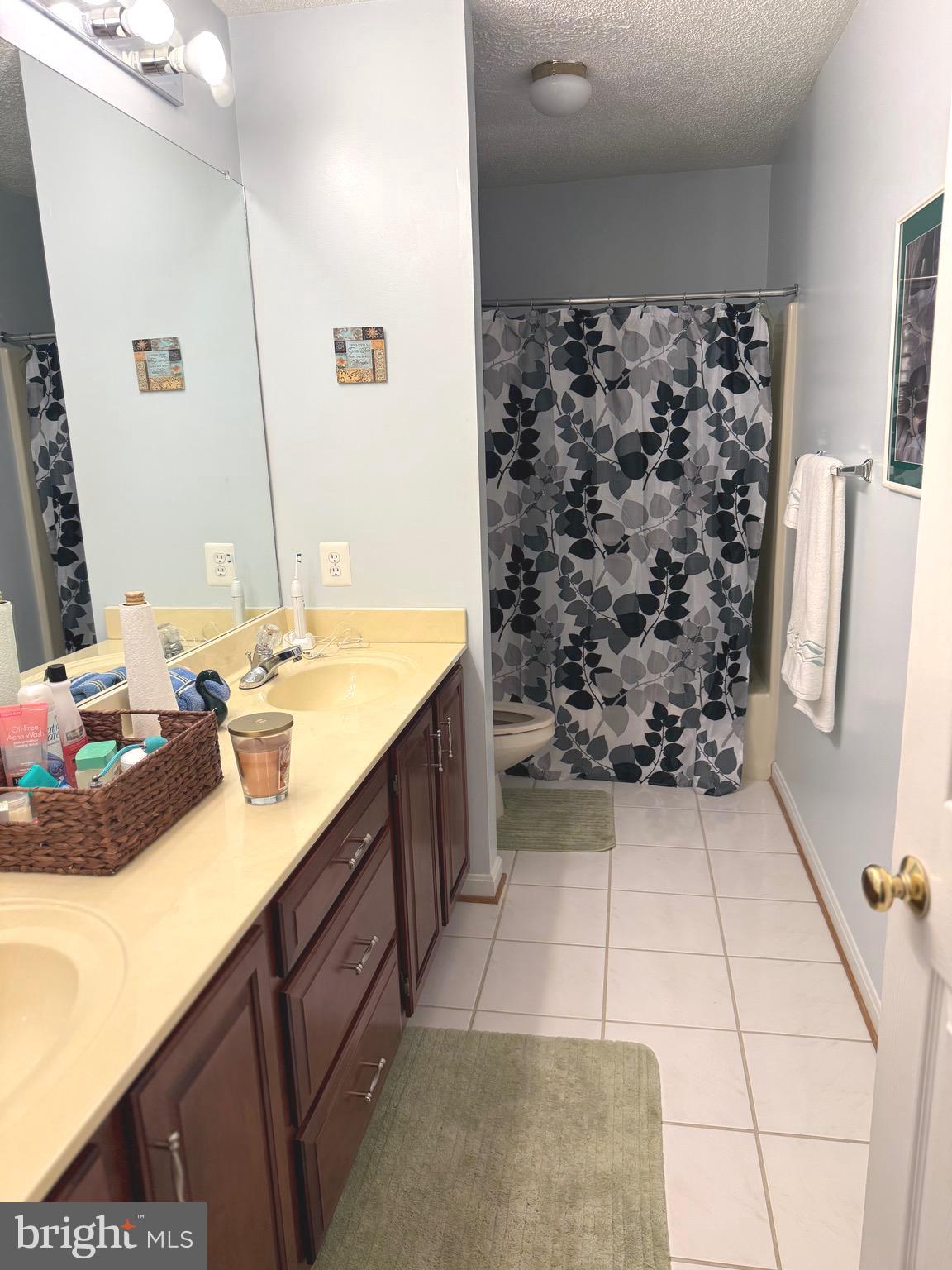 SWANSON CREEK LANDING SU - Residential Lease