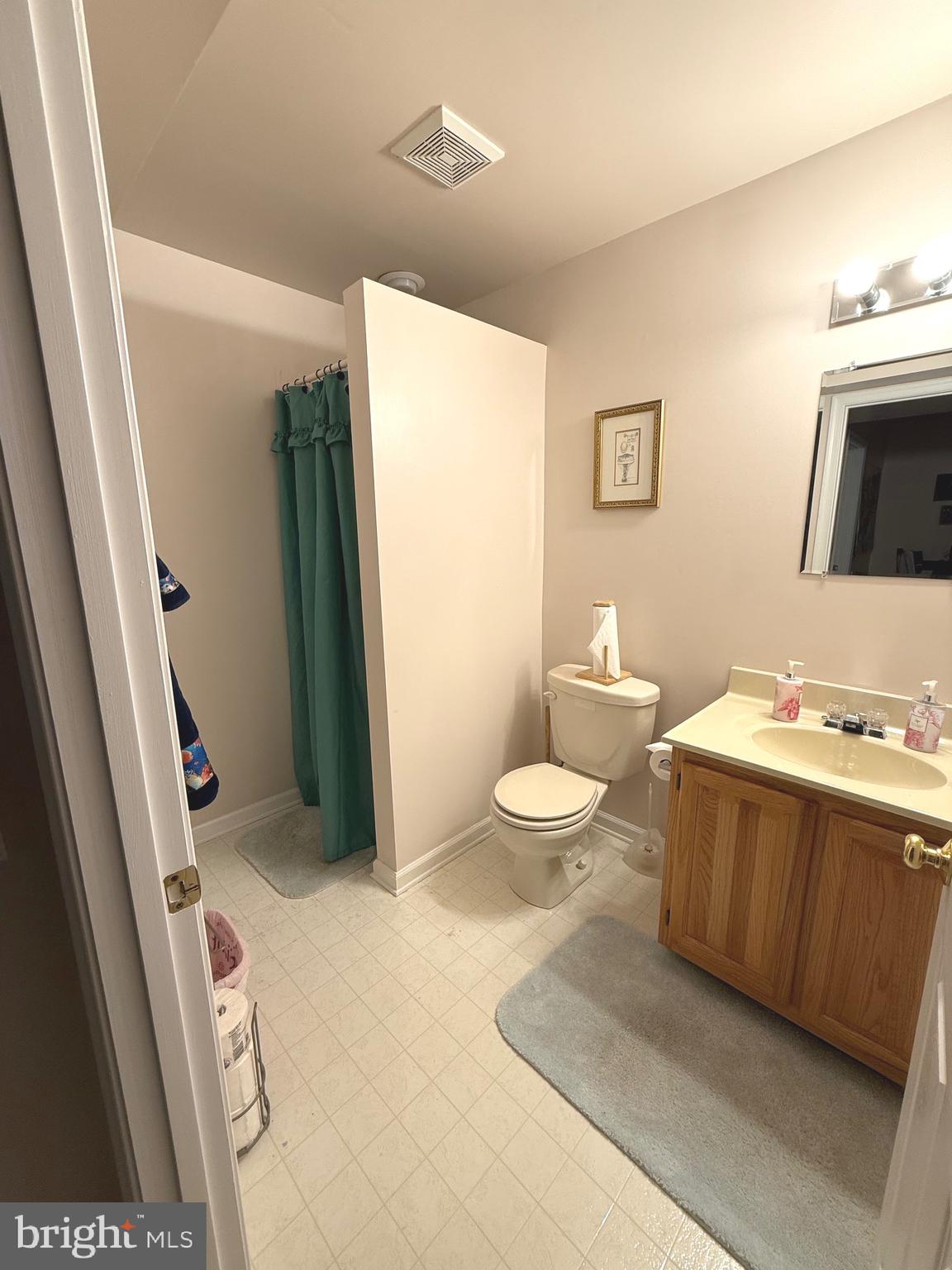 SWANSON CREEK LANDING SU - Residential Lease