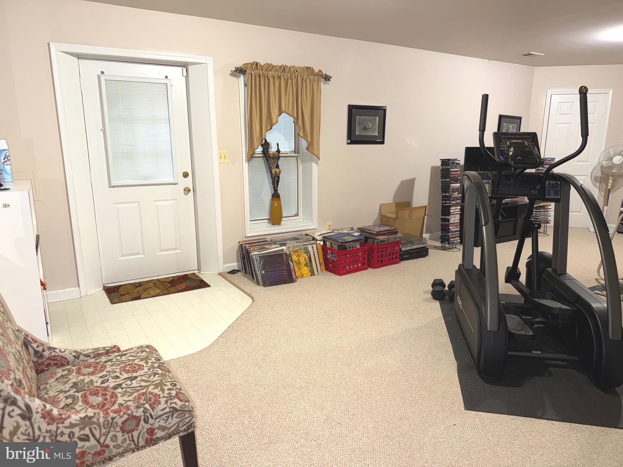 SWANSON CREEK LANDING SU - Residential Lease