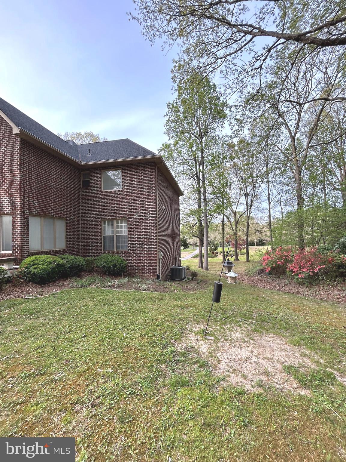 SWANSON CREEK LANDING SU - Residential Lease