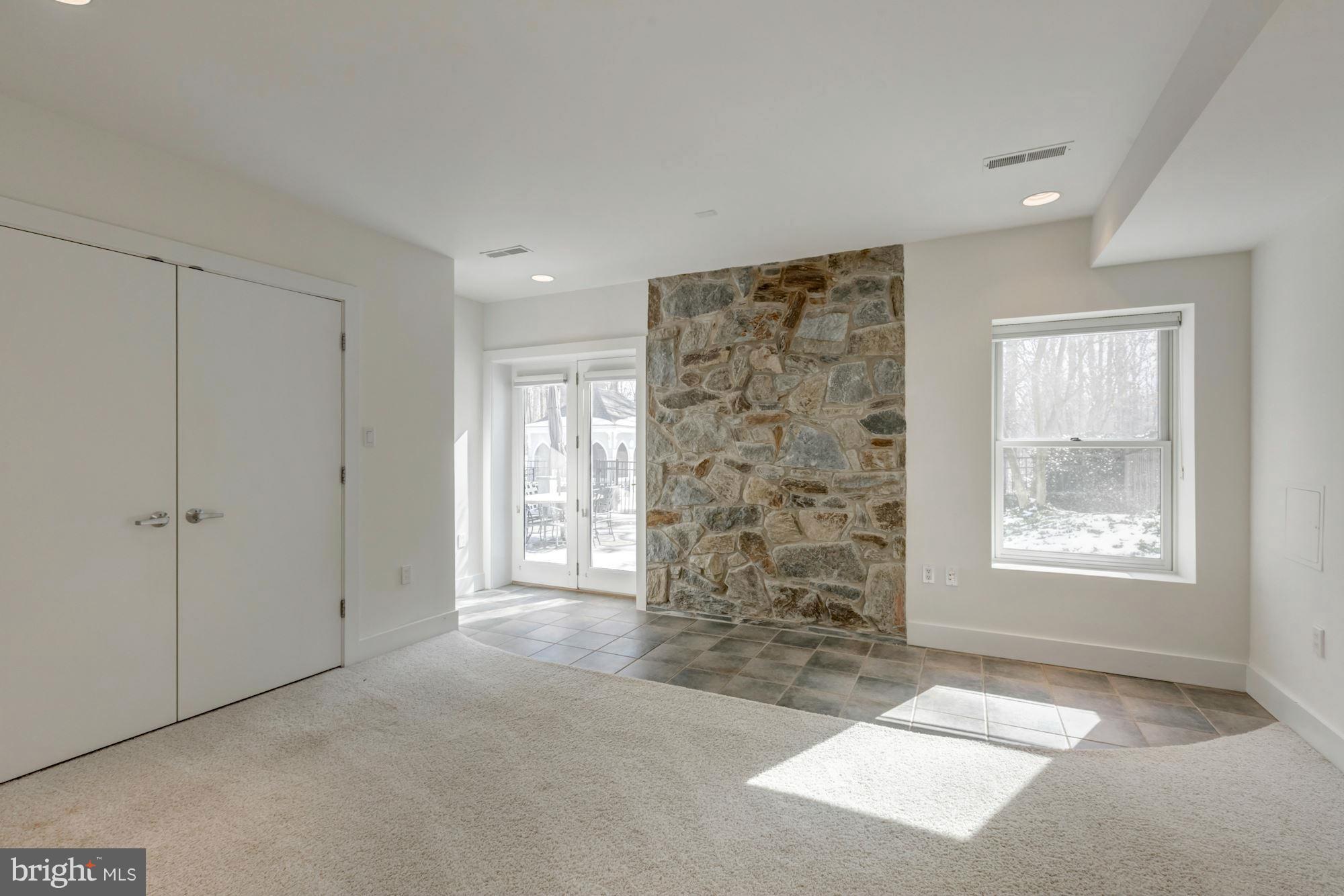 BEACH MILL ESTATES - Residential